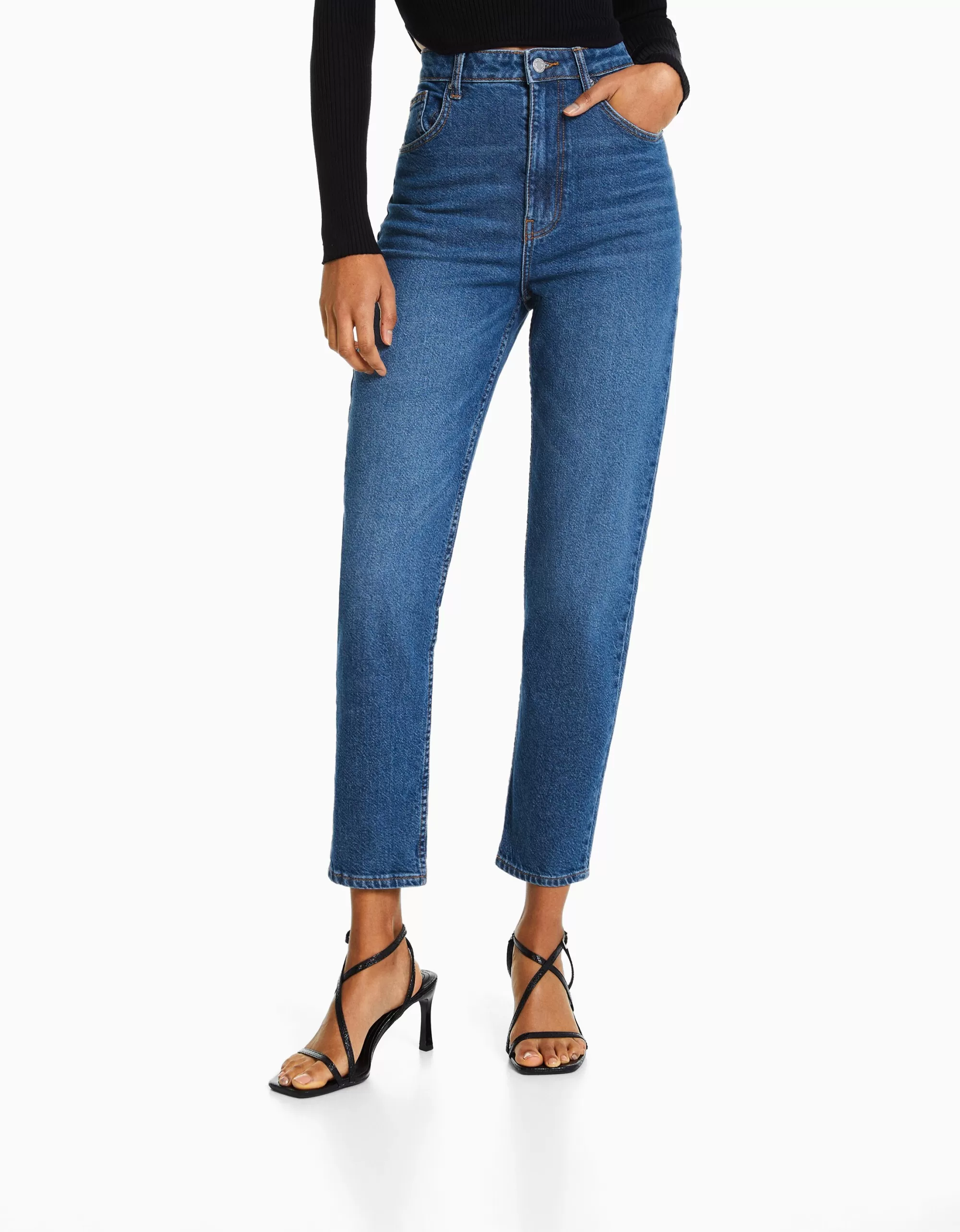 MUJER BERSHKA Jeans mom slim confort