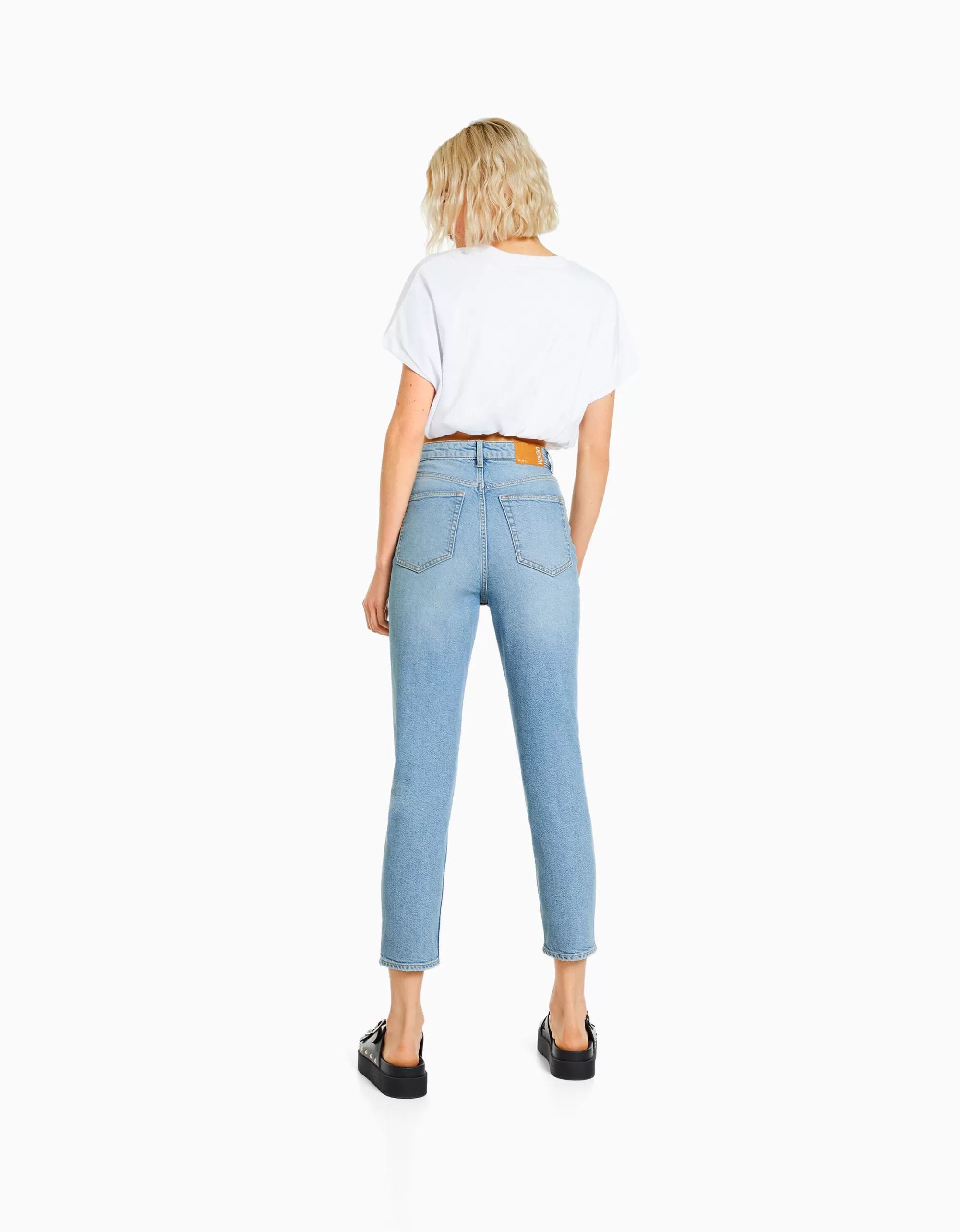 MUJER BERSHKA Jeans mom slim confort
