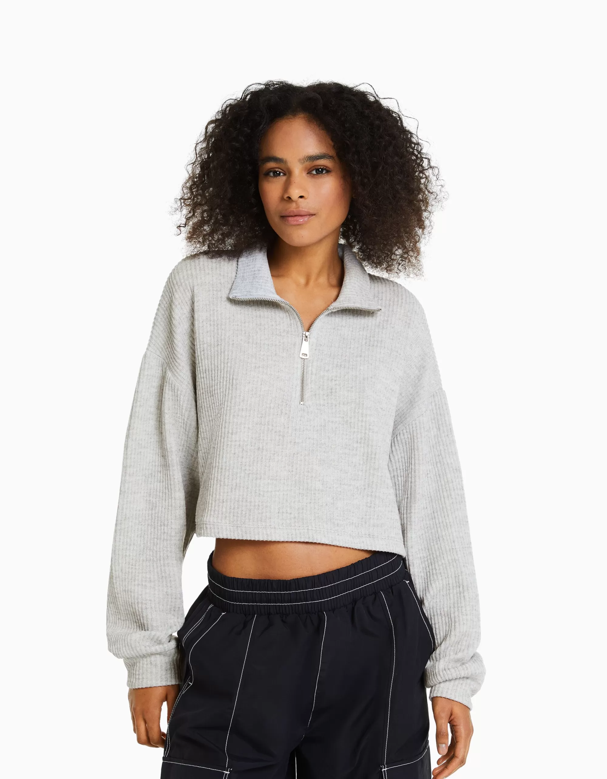 MUJER BERSHKA Jersey cuello alto punto cremallera
