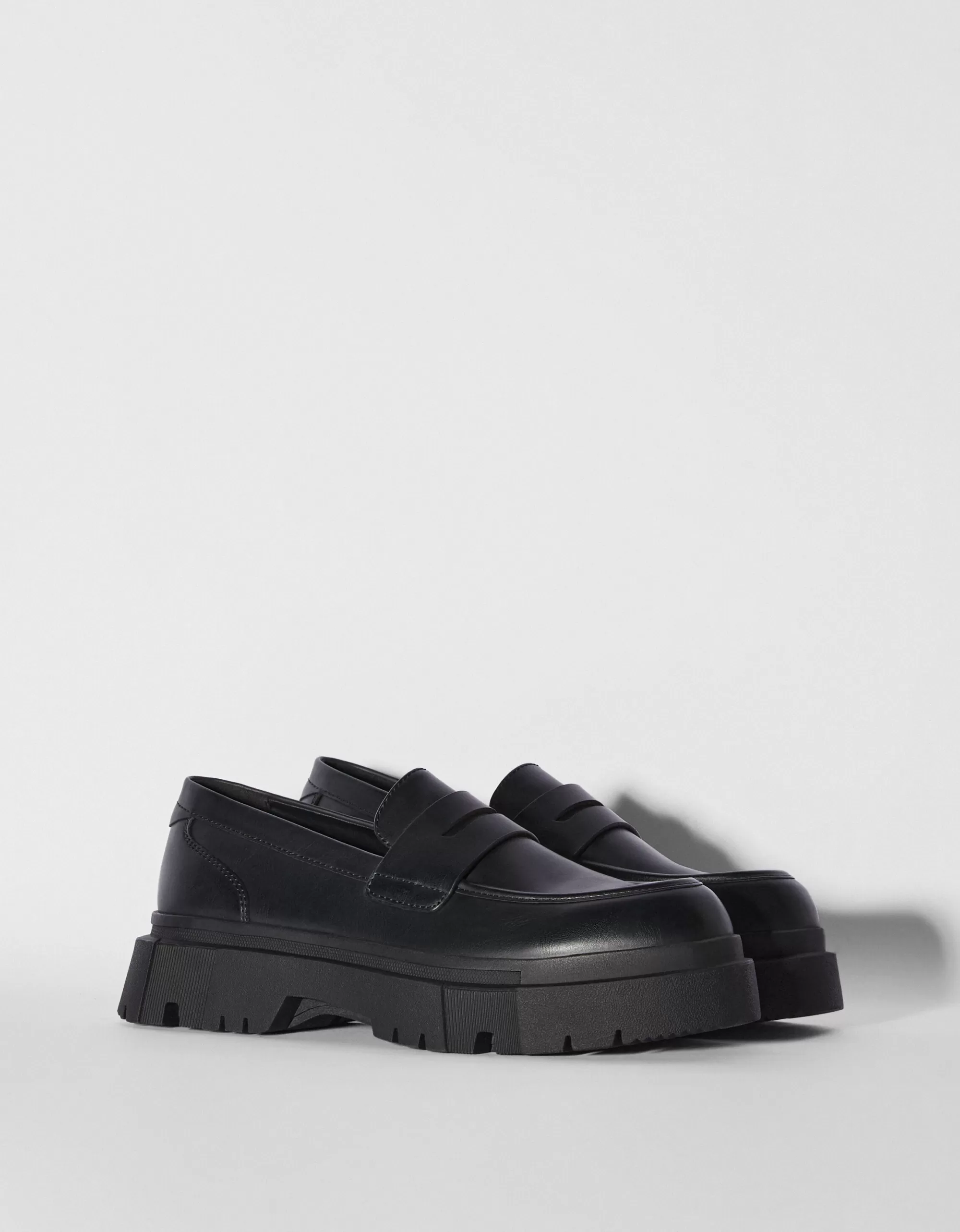HOMBRE BERSHKA Mocasín suela track hombre