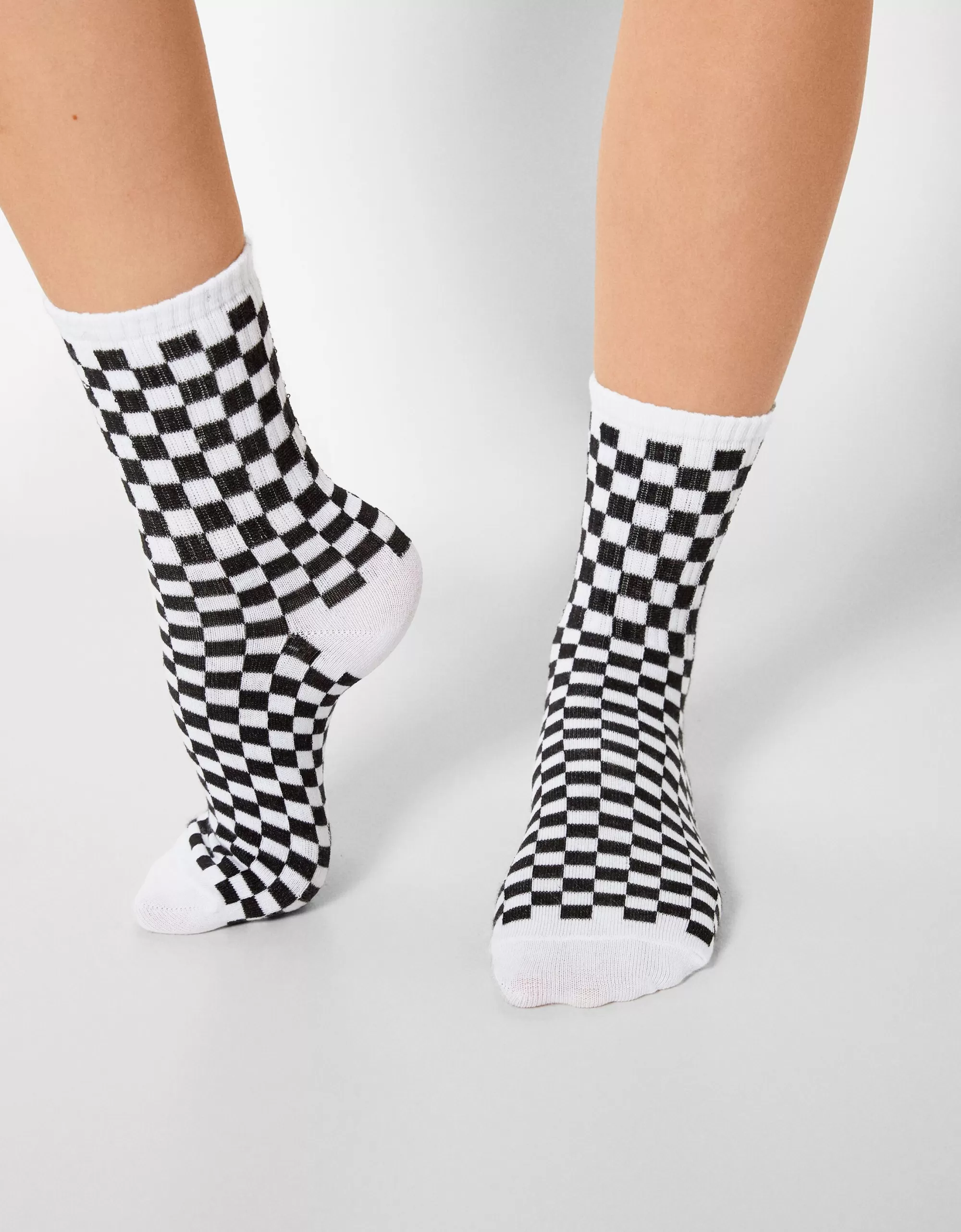 MUJER BERSHKA Pack 3 calcetines bordado
