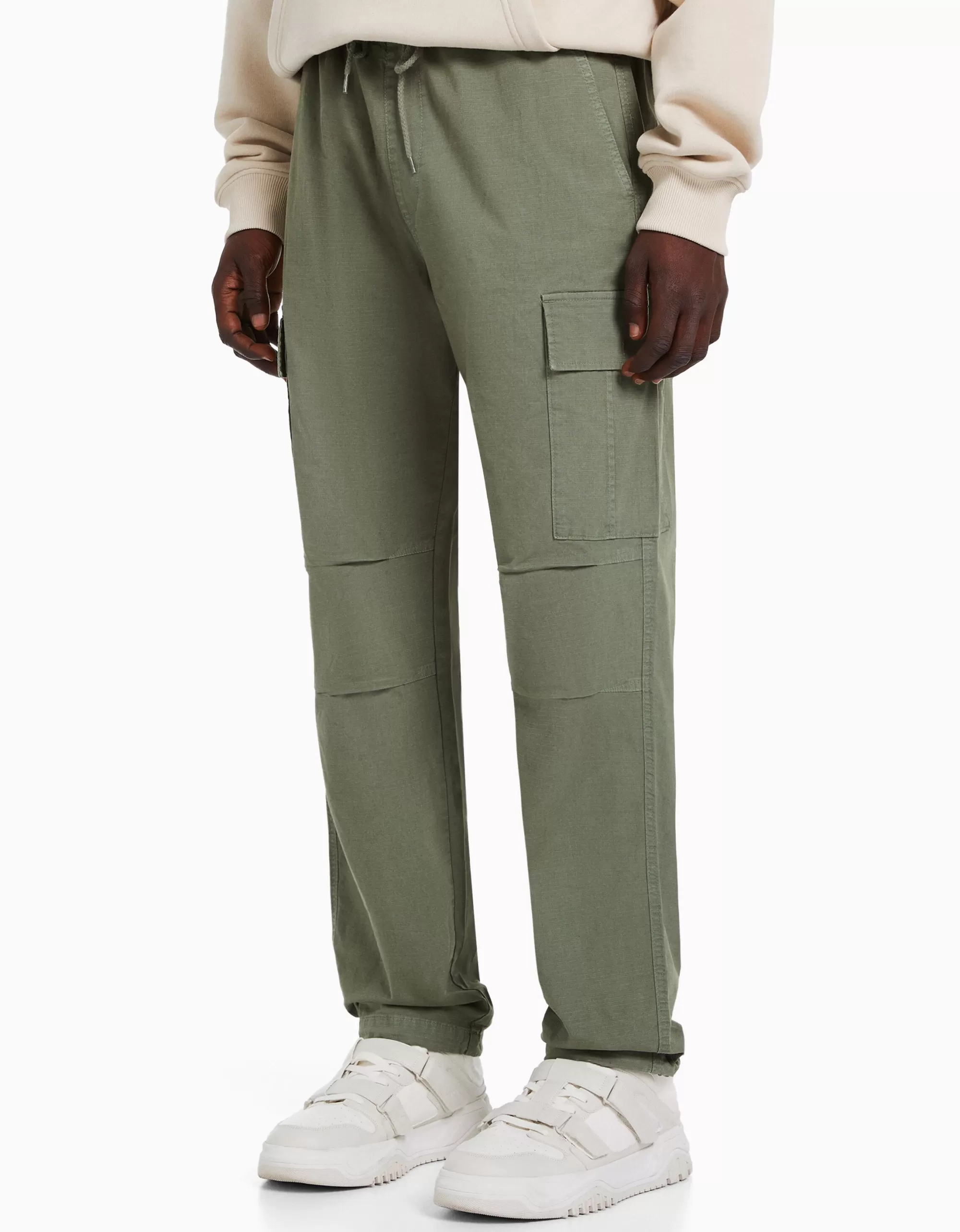 HOMBRE BERSHKA Pantalón cargo stoppers