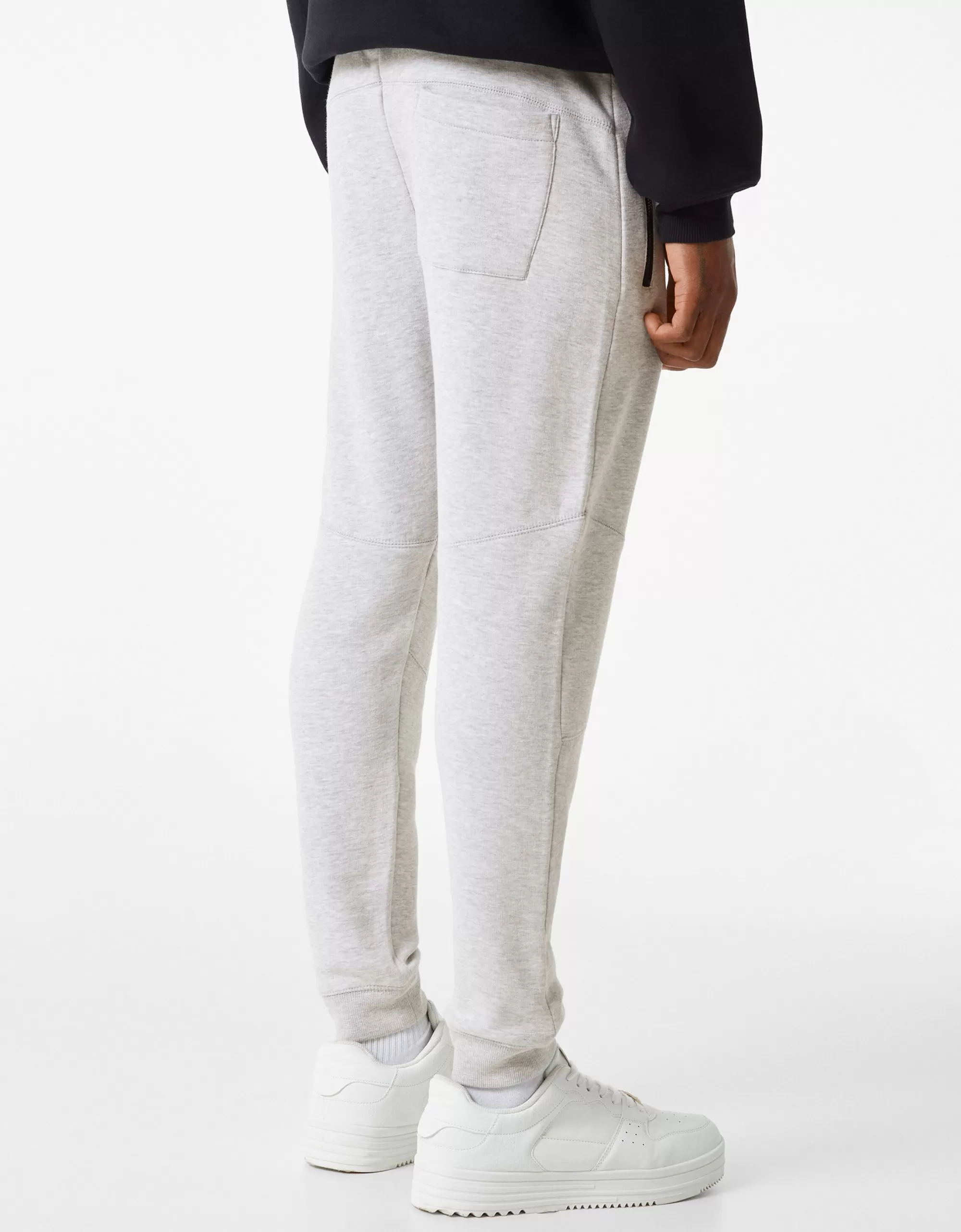 HOMBRE BERSHKA Pantalón felpa jogger cortes