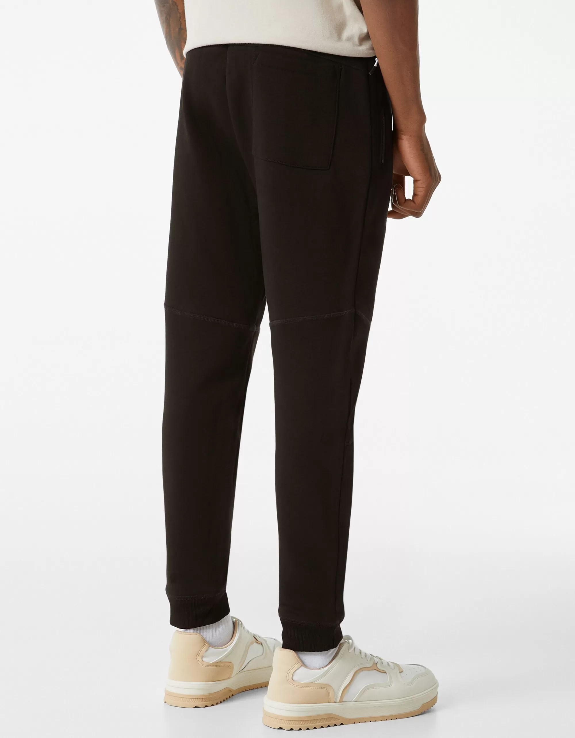HOMBRE BERSHKA Pantalón felpa jogger cortes
