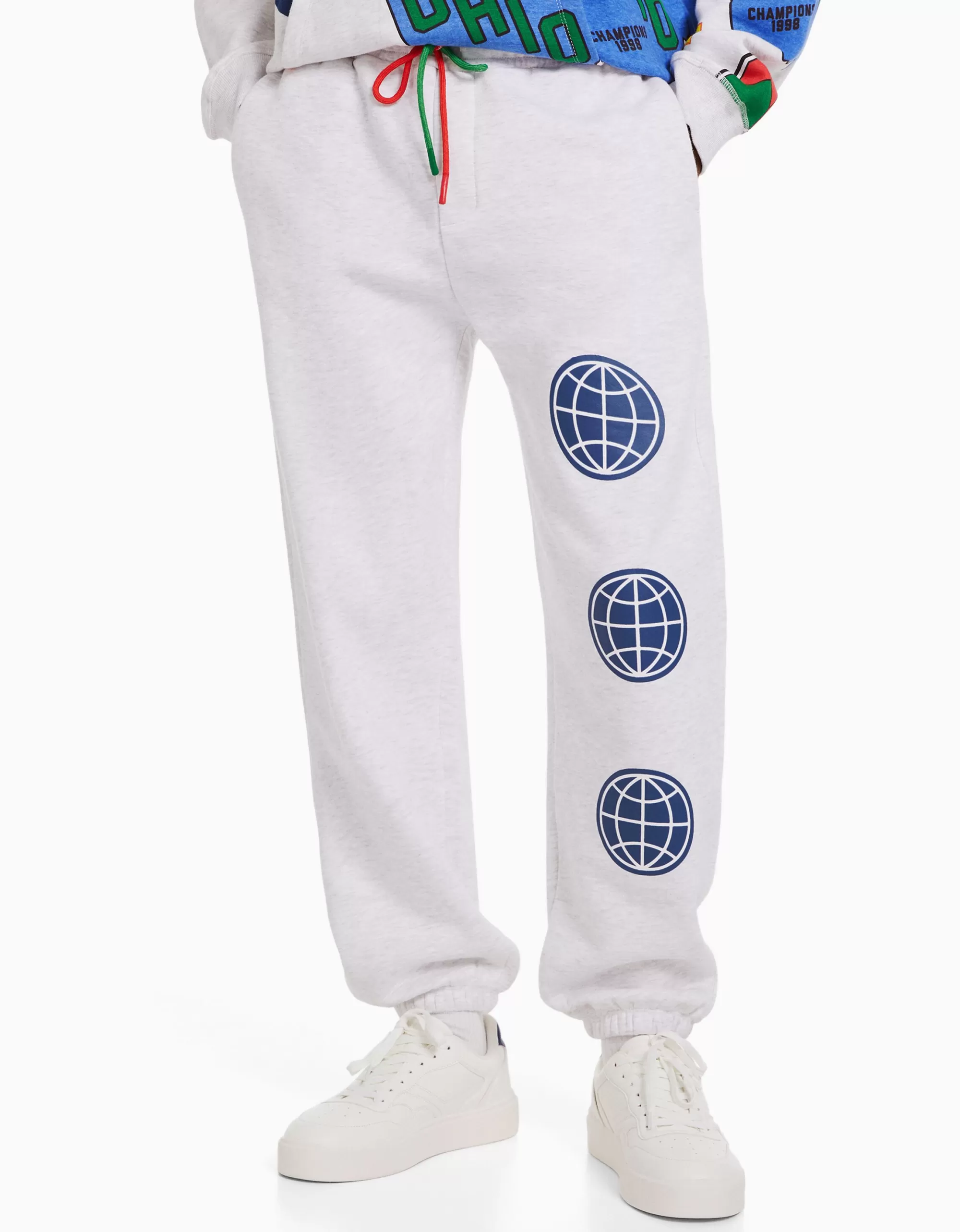 HOMBRE BERSHKA Pantalón felpa print