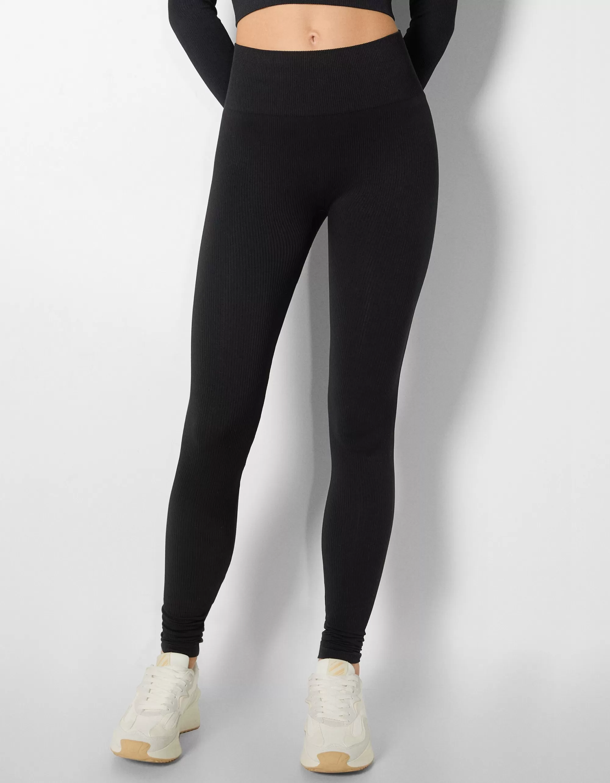 MUJER BERSHKA Pantalón legging seamless