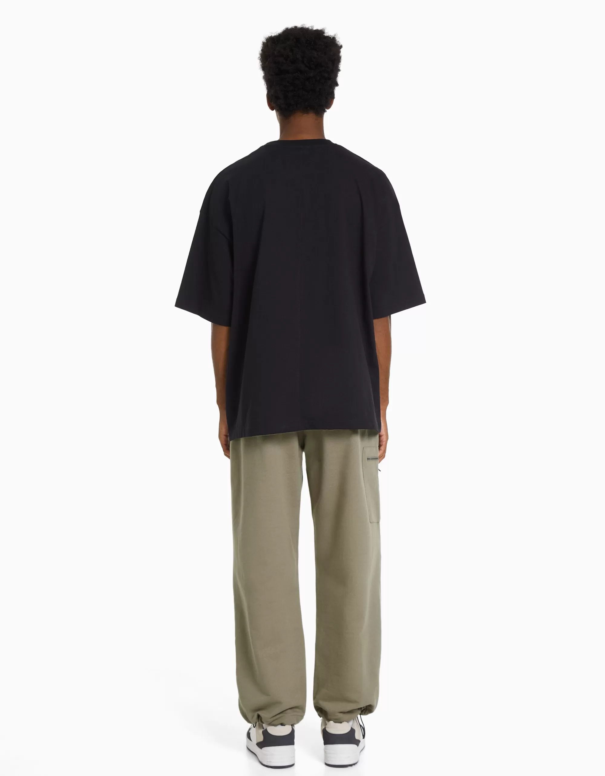 HOMBRE BERSHKA Pantalón parachute felpa bolsillo cremallera