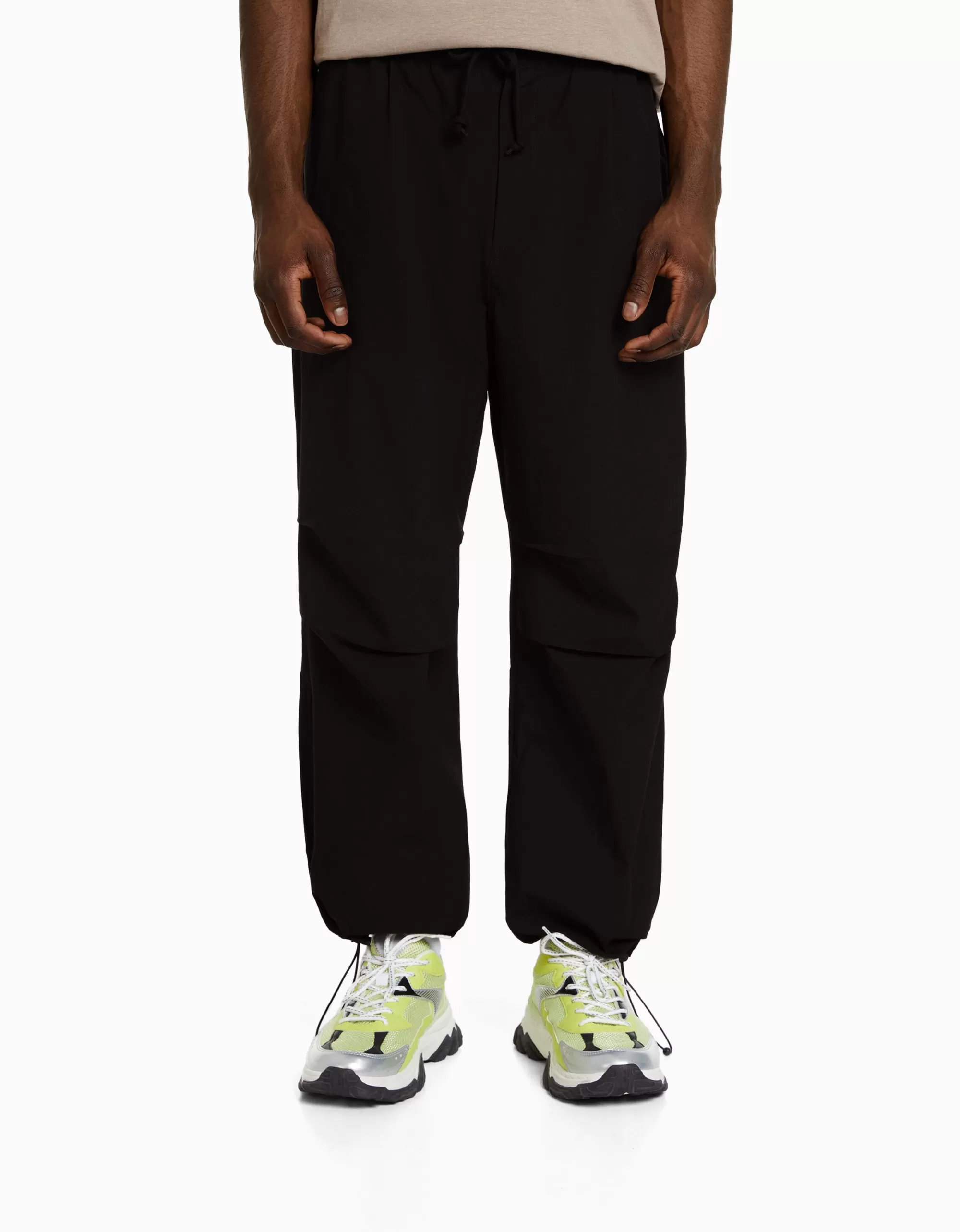 HOMBRE BERSHKA Pantalón técnico jogger parachute