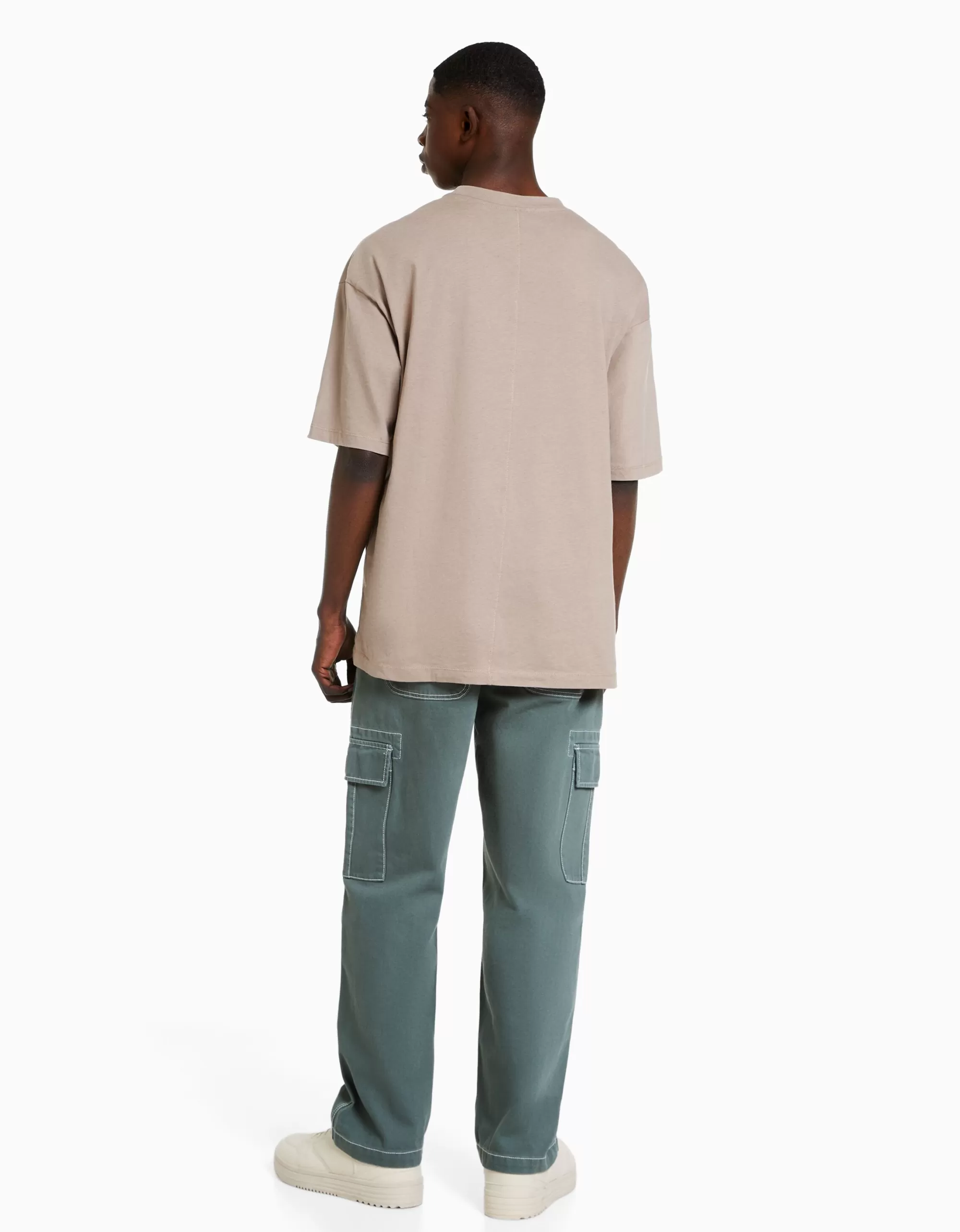 HOMBRE BERSHKA Pantalón wide cargo hilo contraste