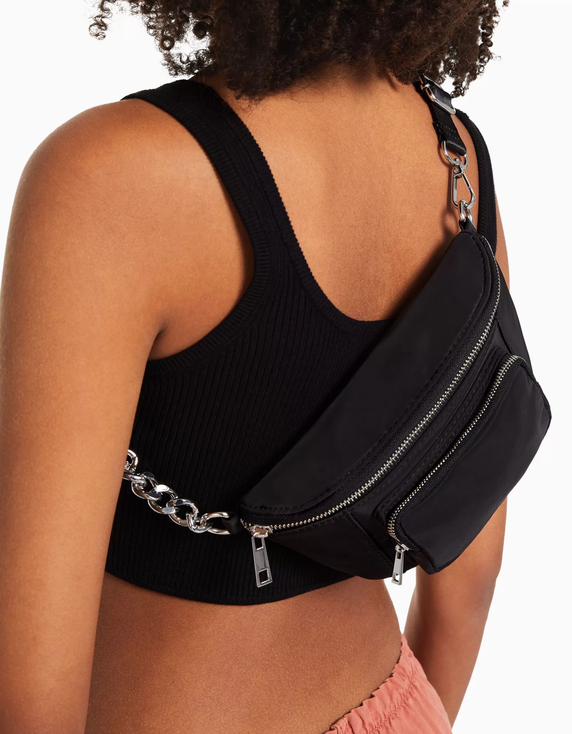 MUJER BERSHKA Riñonera tejido cremalleras