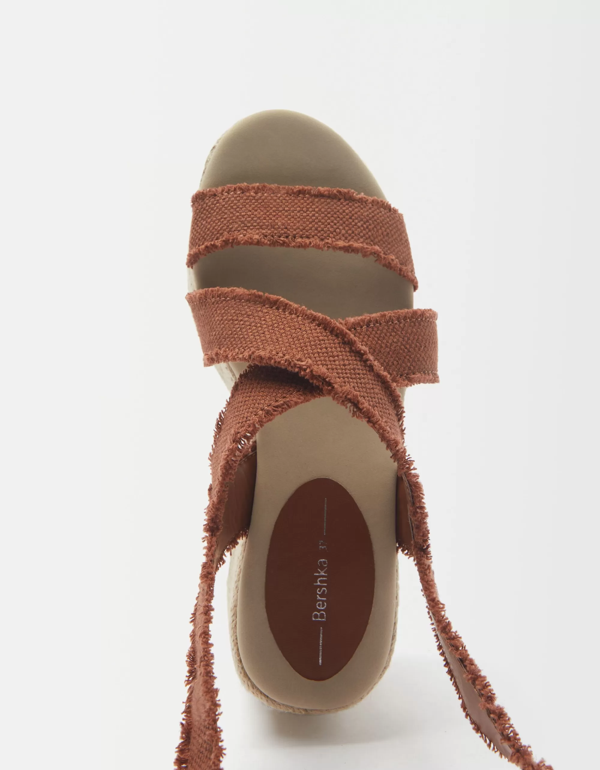 MUJER BERSHKA Sandalias plataforma yute