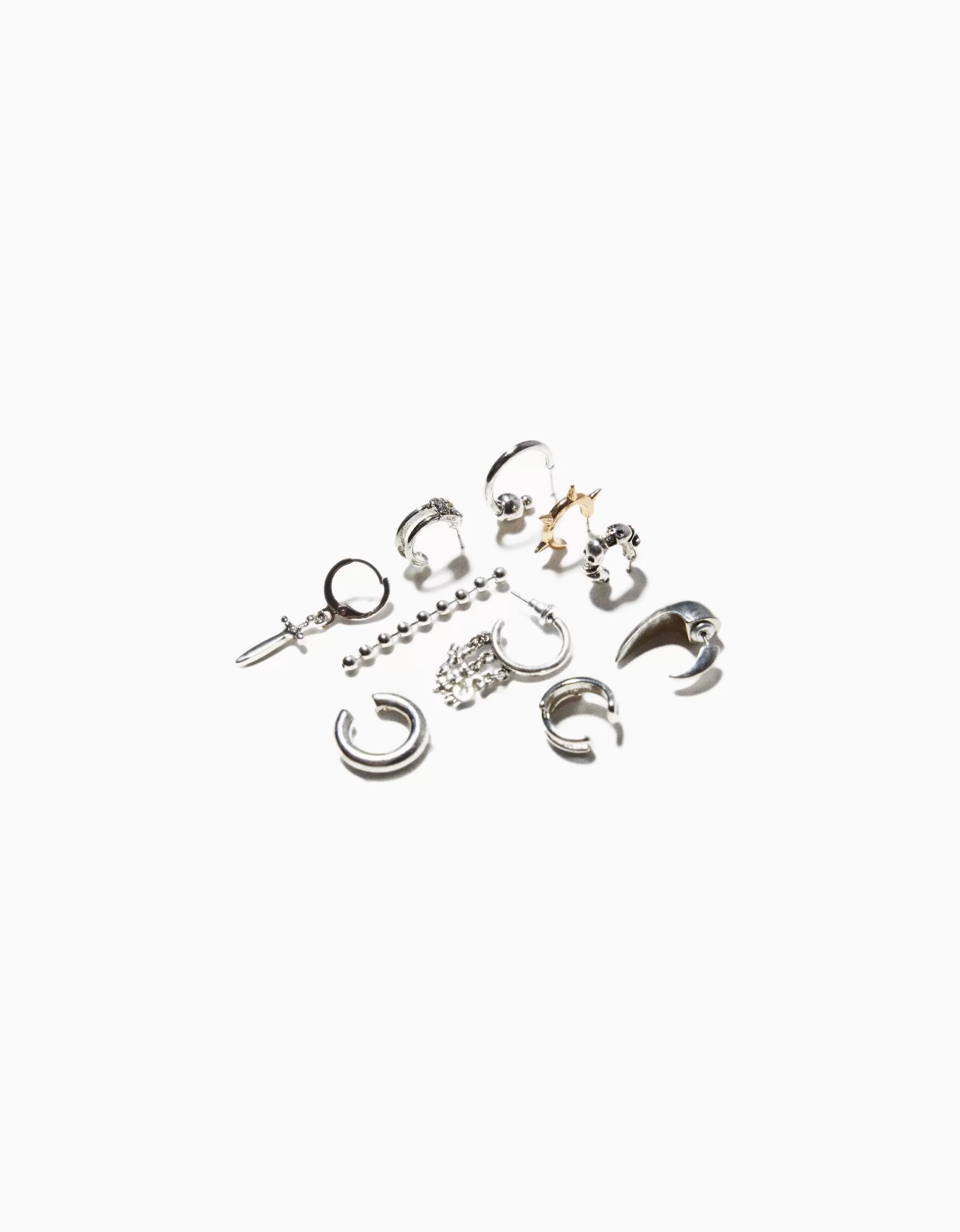HOMBRE BERSHKA Set 10 pendientes