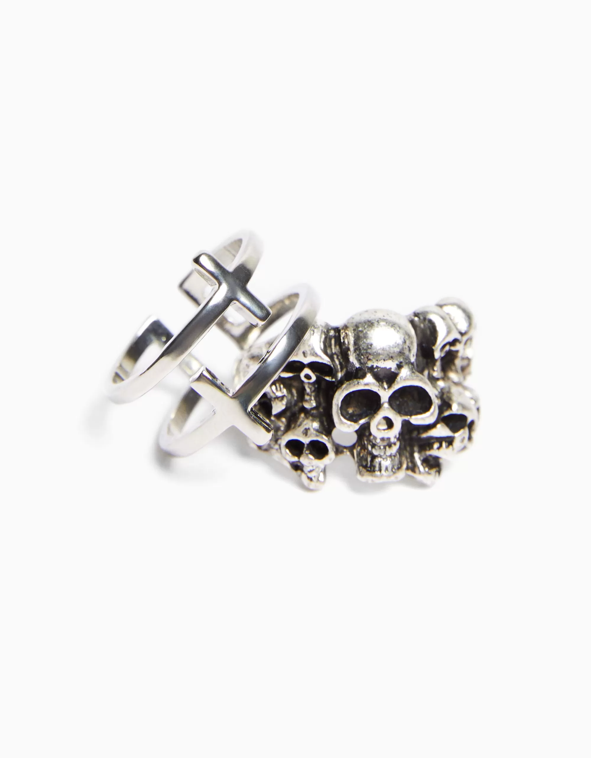HOMBRE BERSHKA Set 3 anillos calavera cruz