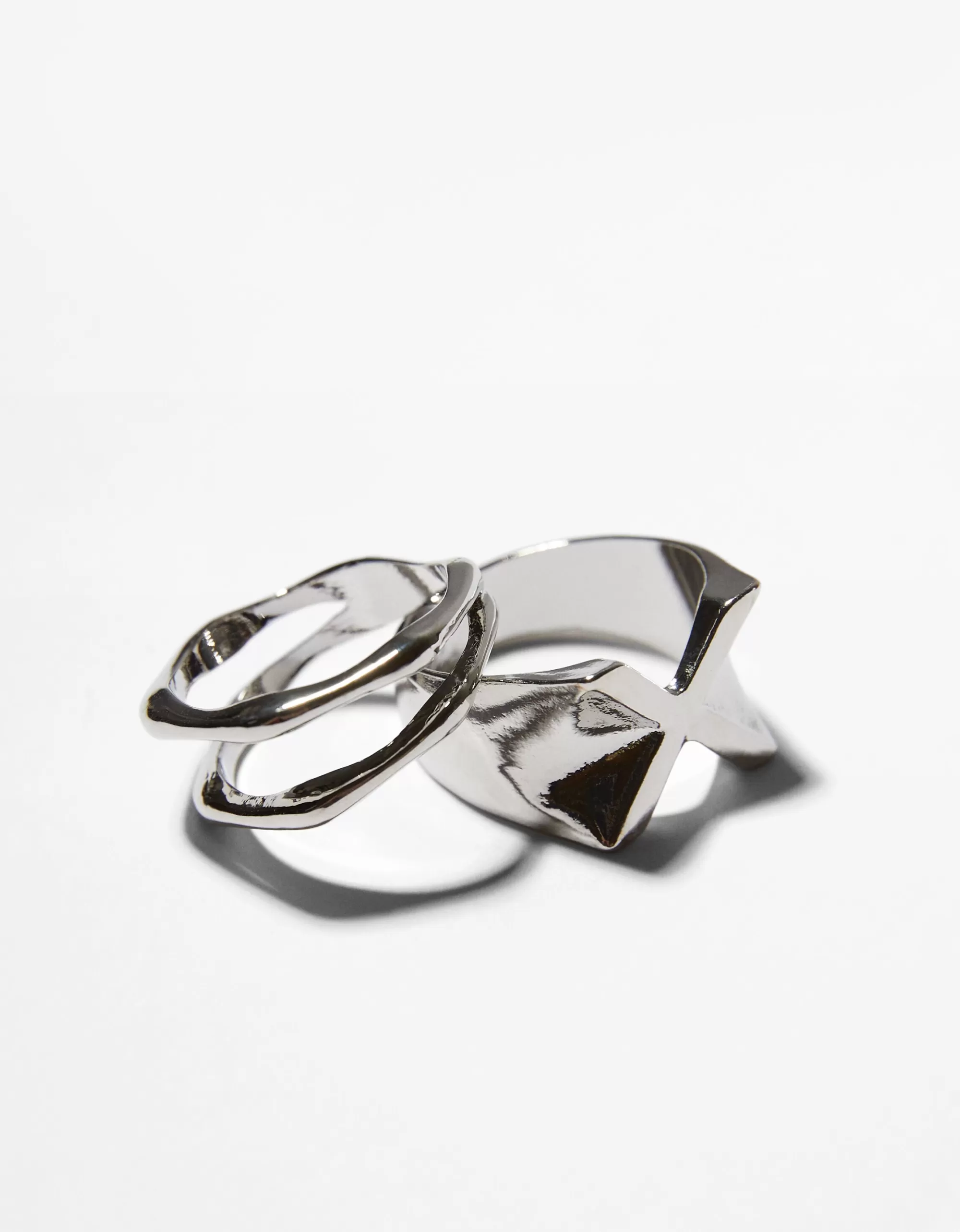 HOMBRE BERSHKA Set 4 anillos