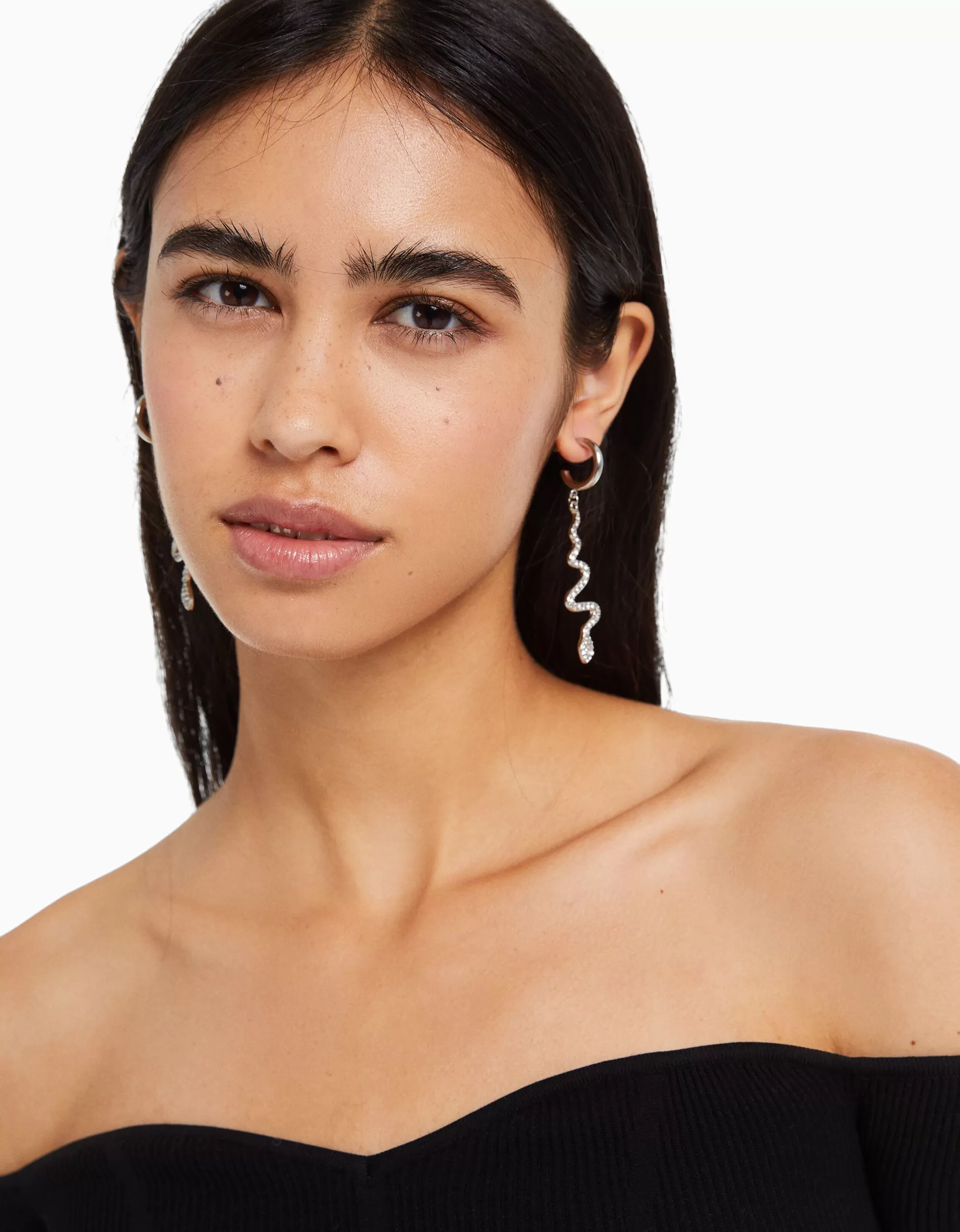 MUJER BERSHKA Set 6 pendientes aros cascada cruz