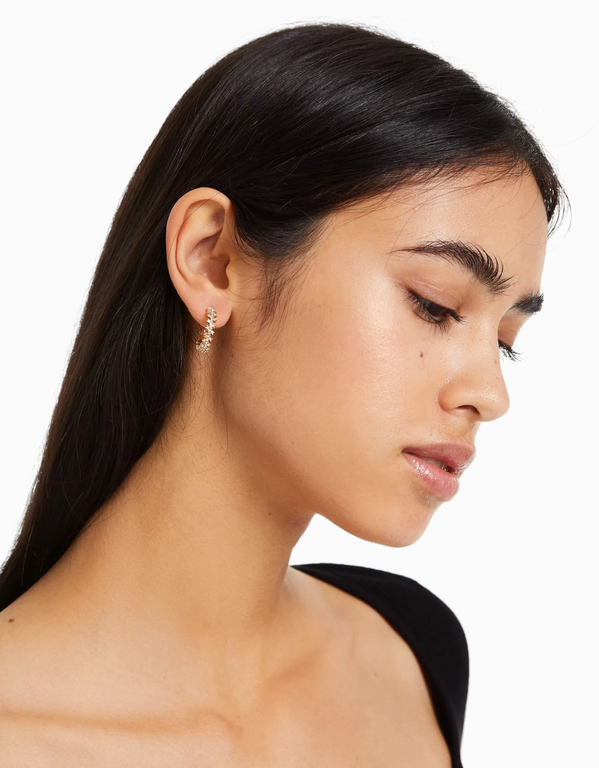 MUJER BERSHKA Set 8 pendientes aros pedrería