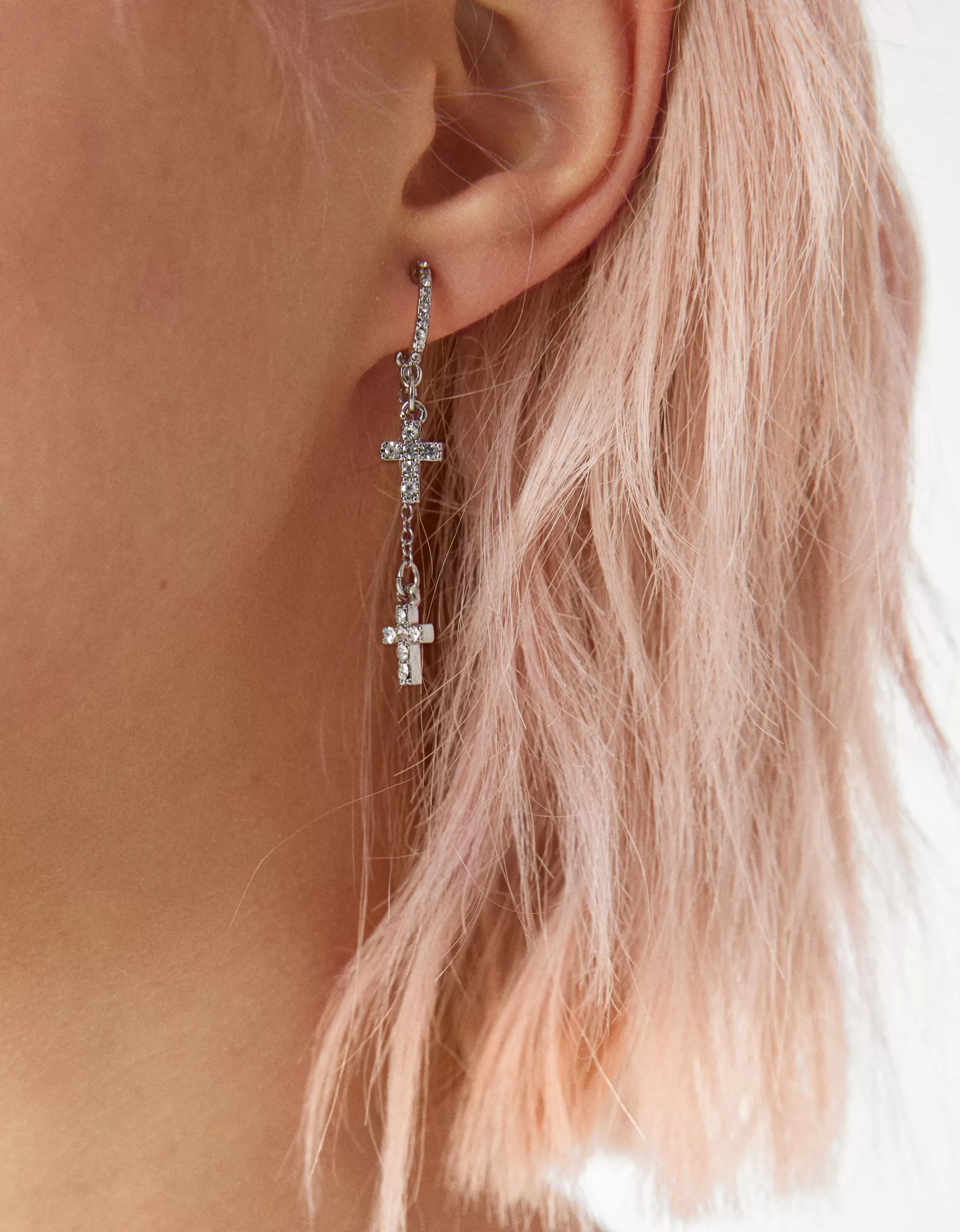 MUJER BERSHKA Set 9 pares de pendientes cruz