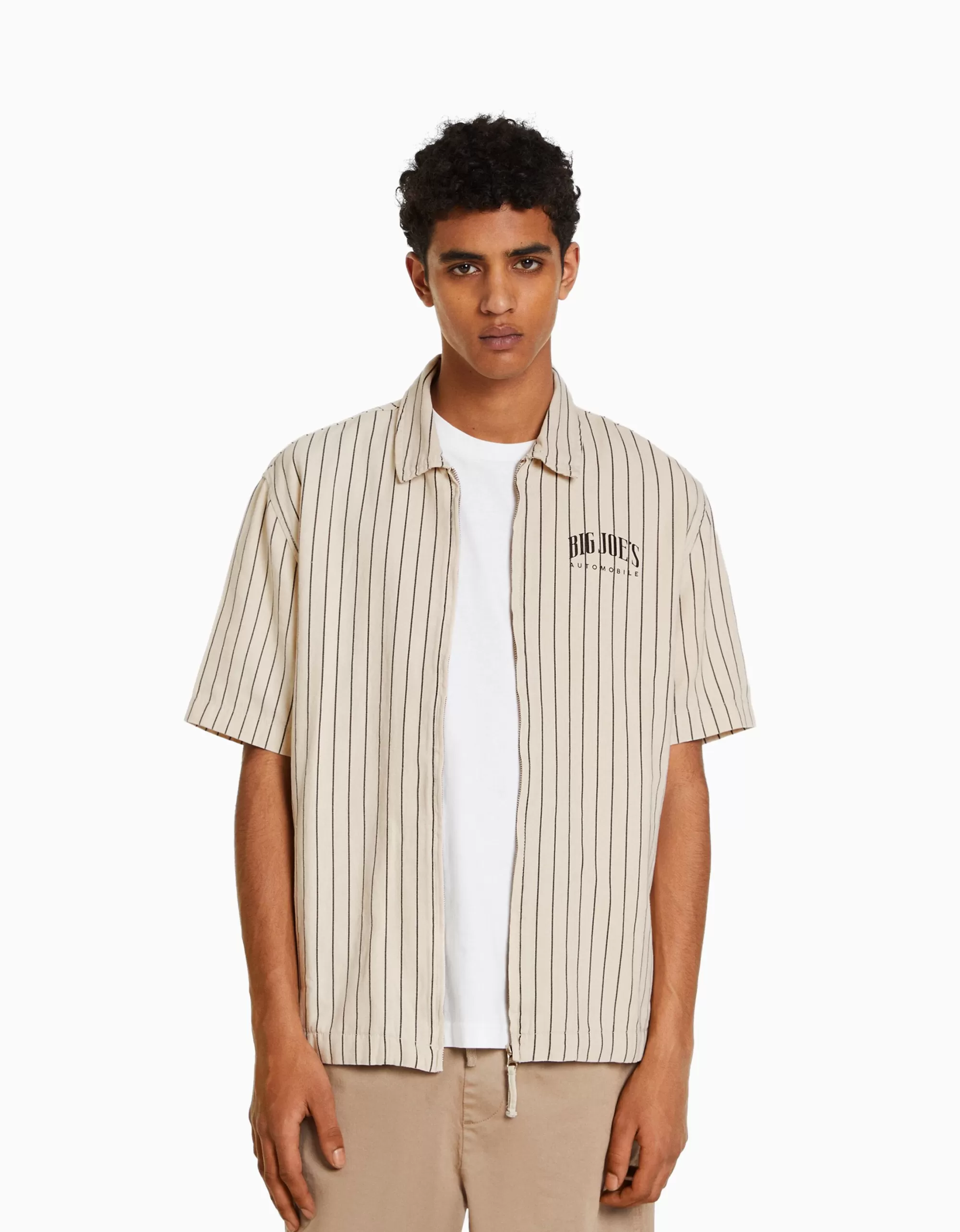 HOMBRE BERSHKA Sobrecamisa manga corta canvas cremallera