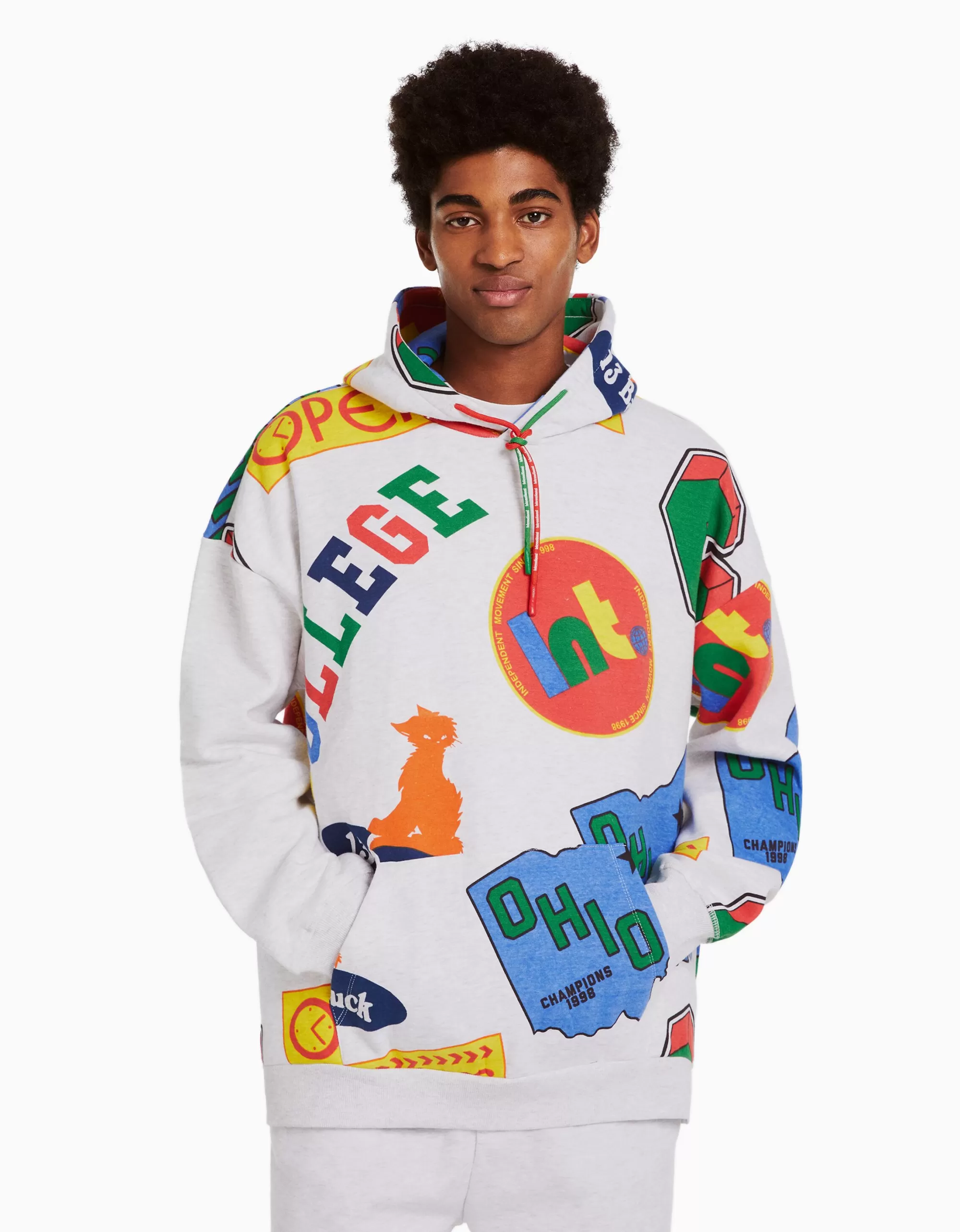 HOMBRE BERSHKA Sudadera capucha print