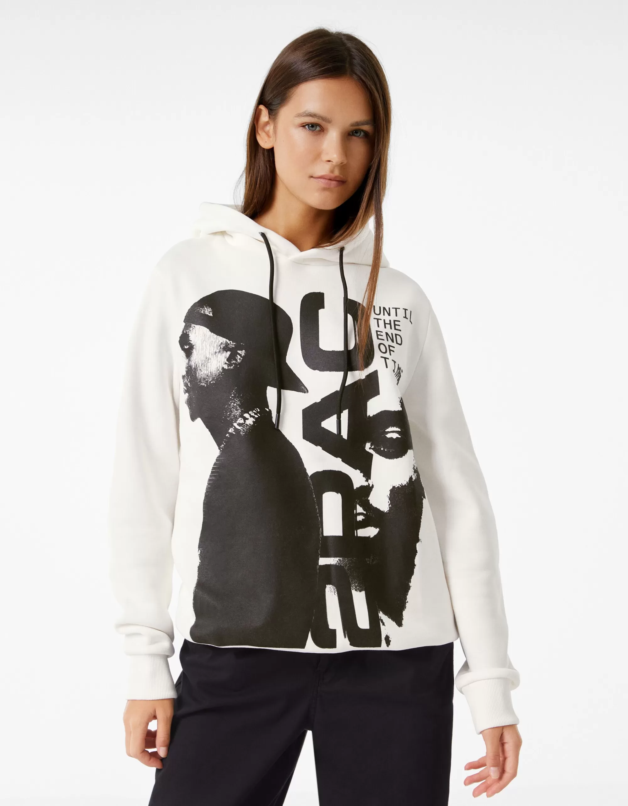 MUJER BERSHKA Sudadera capucha Tupac