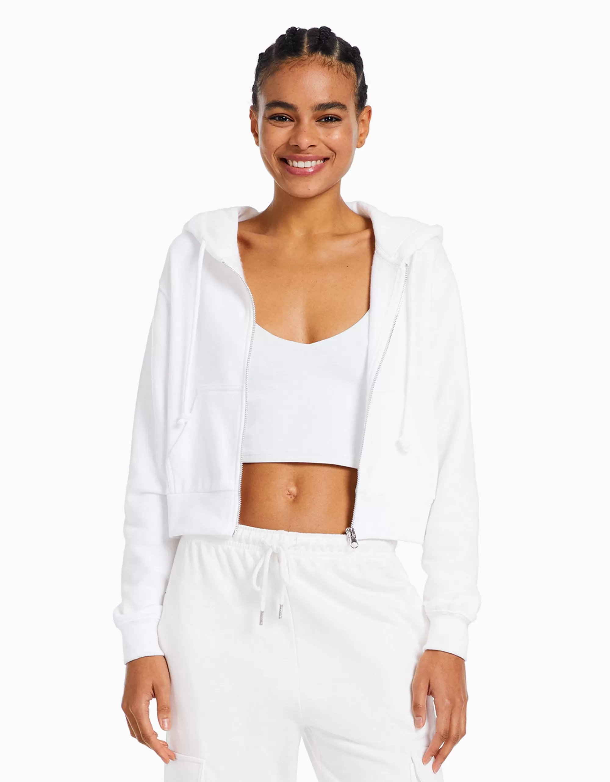 MUJER BERSHKA Sudadera cremallera capucha cropped