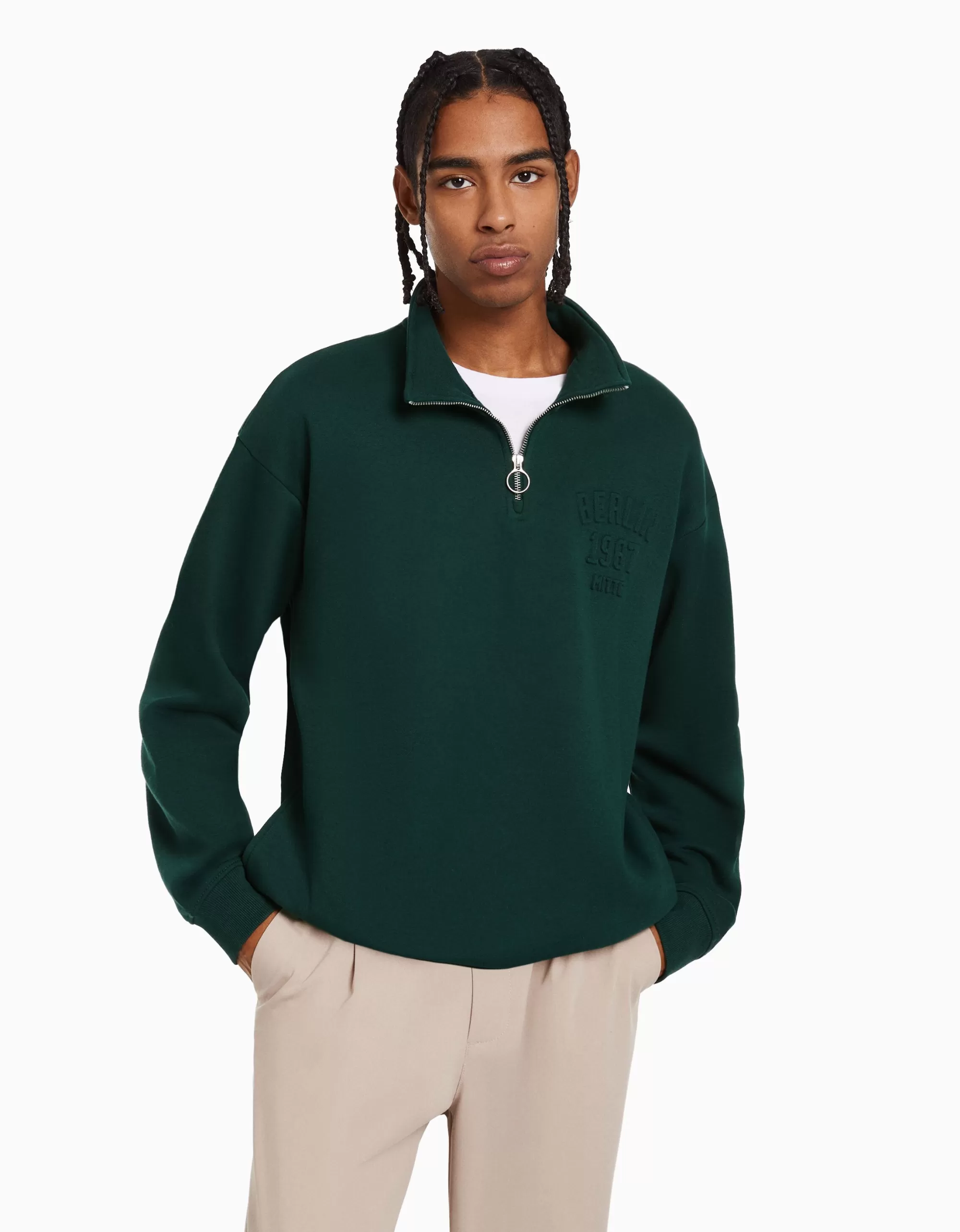 HOMBRE BERSHKA Sudadera cuello alto cremallera