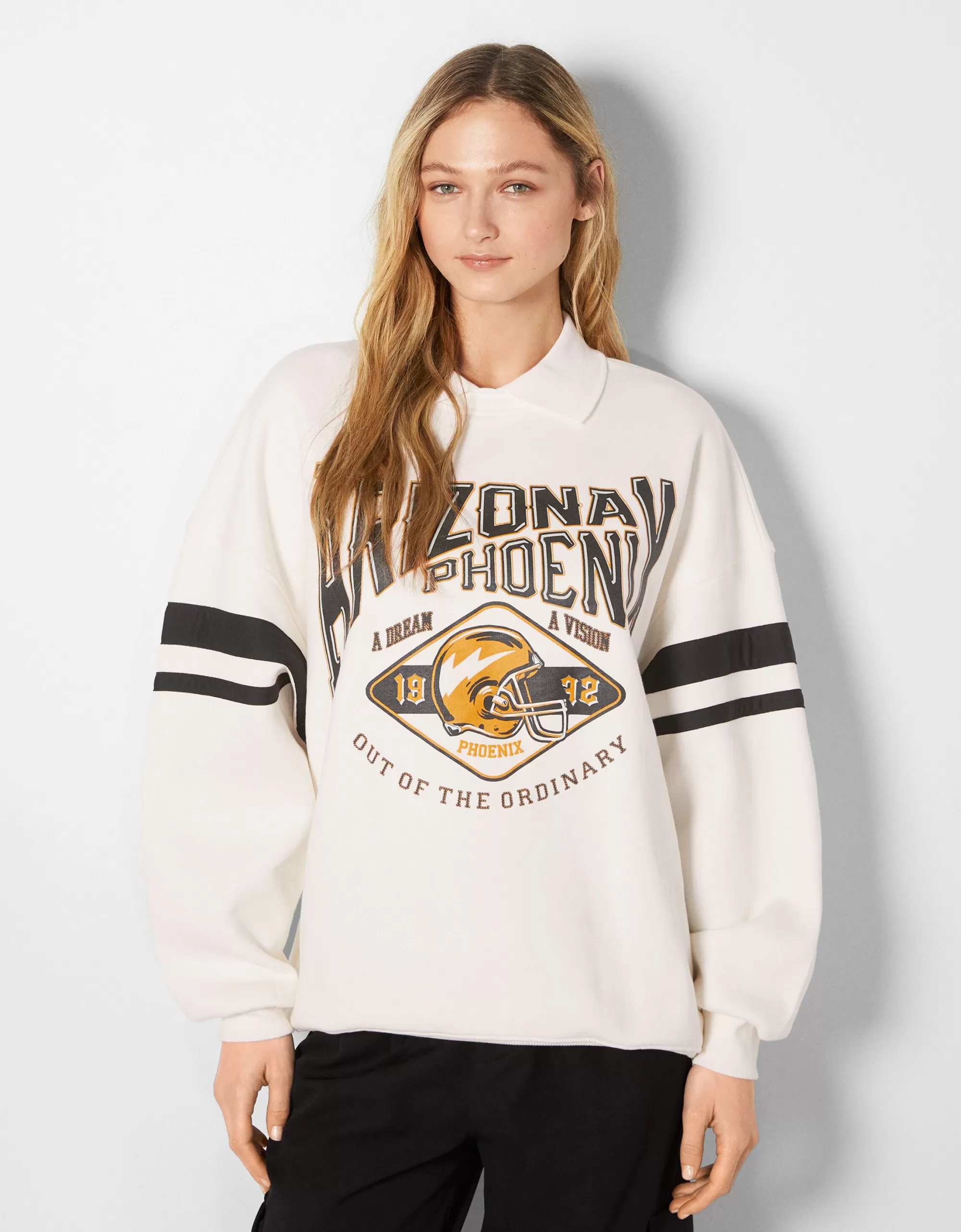 MUJER BERSHKA Sudadera cuello polo