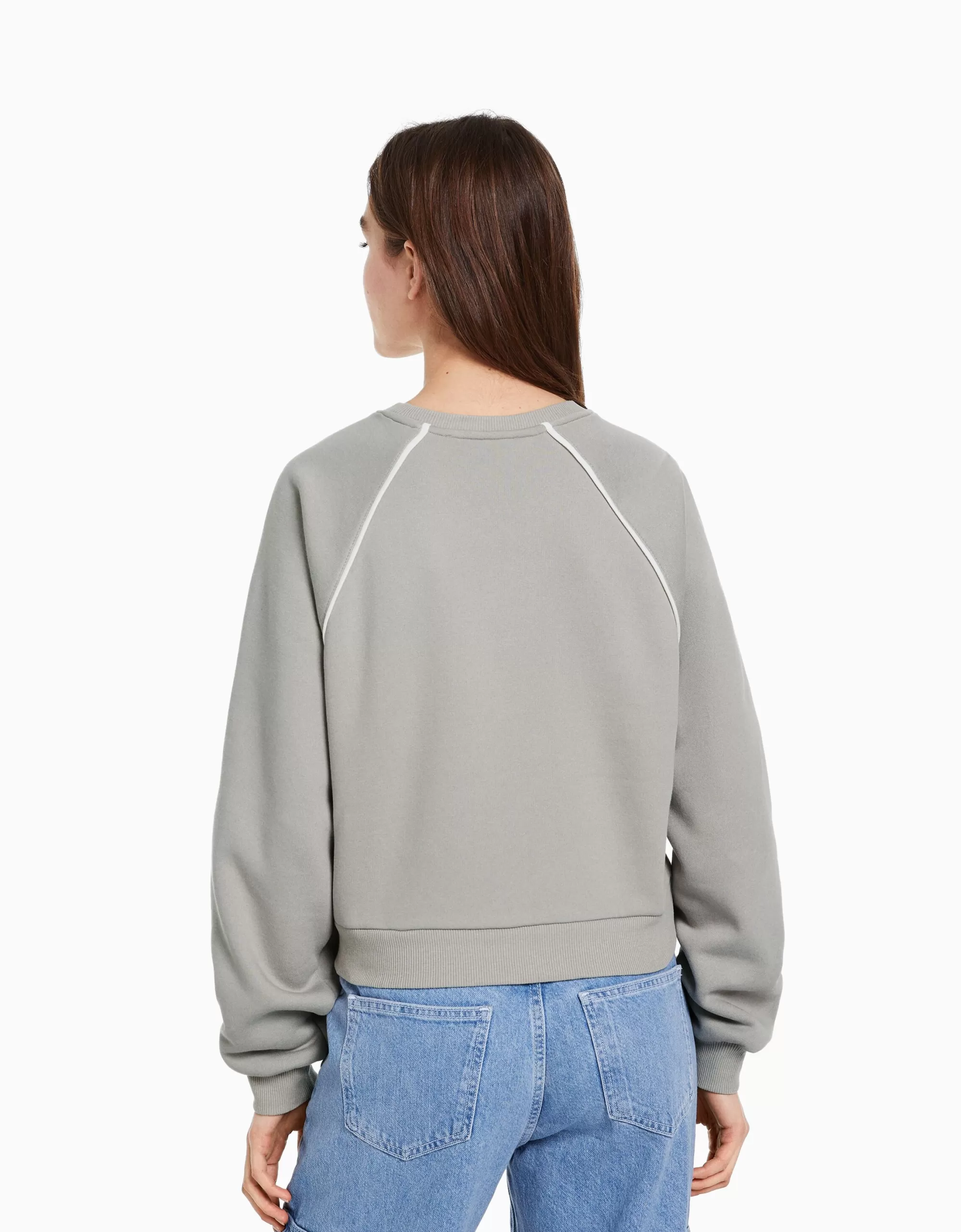 MUJER BERSHKA Sudadera cuello redondo print contraste