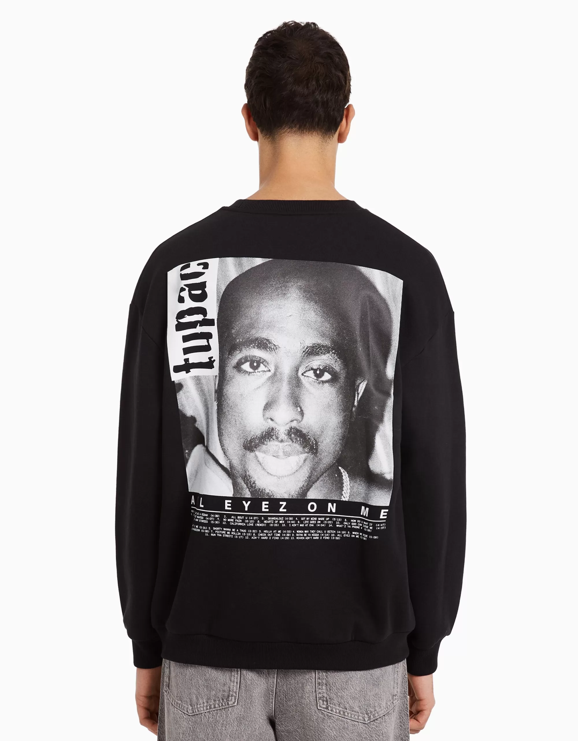 HOMBRE BERSHKA Sudadera cuello redondo Tupac