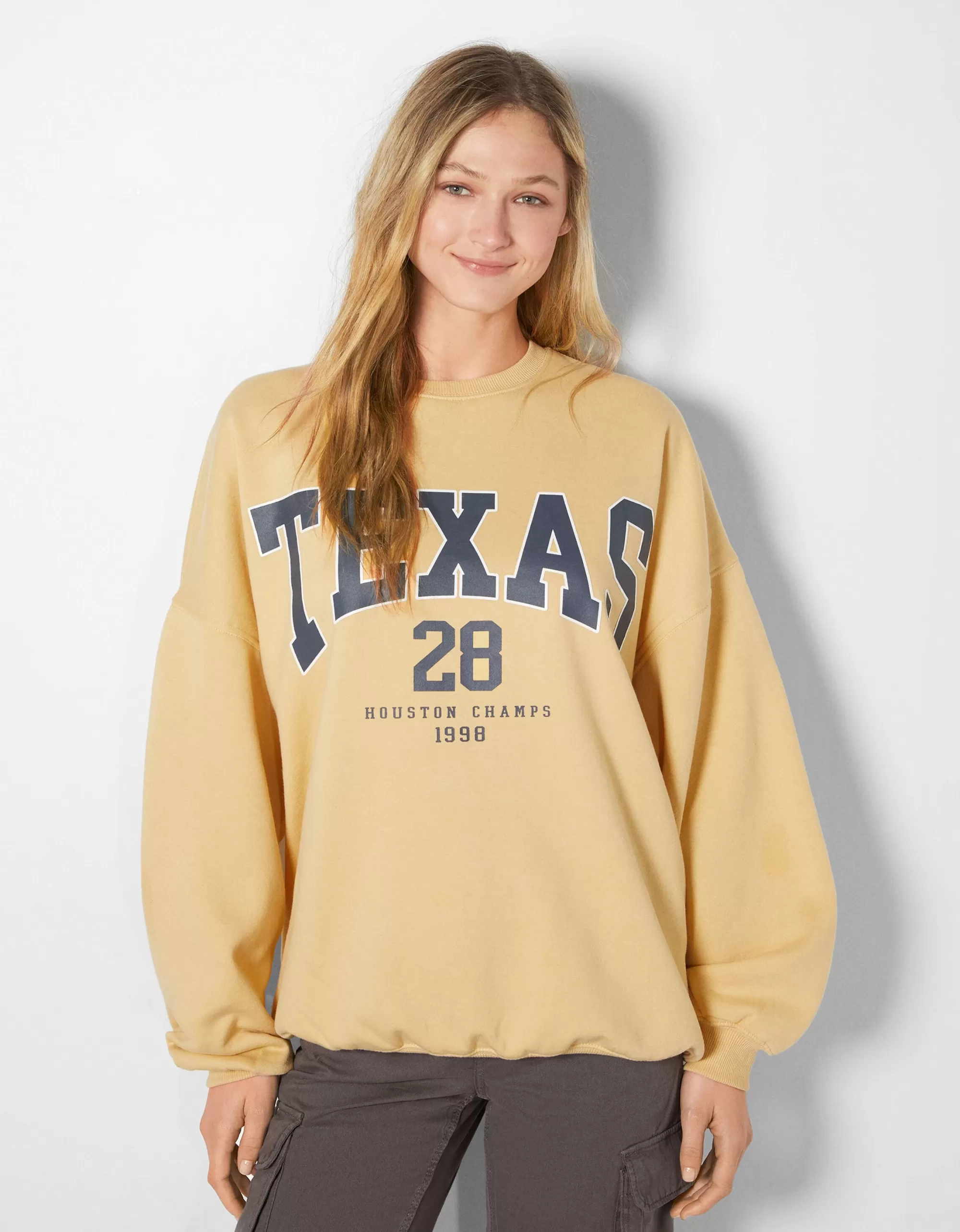 MUJER BERSHKA Sudadera oversize print