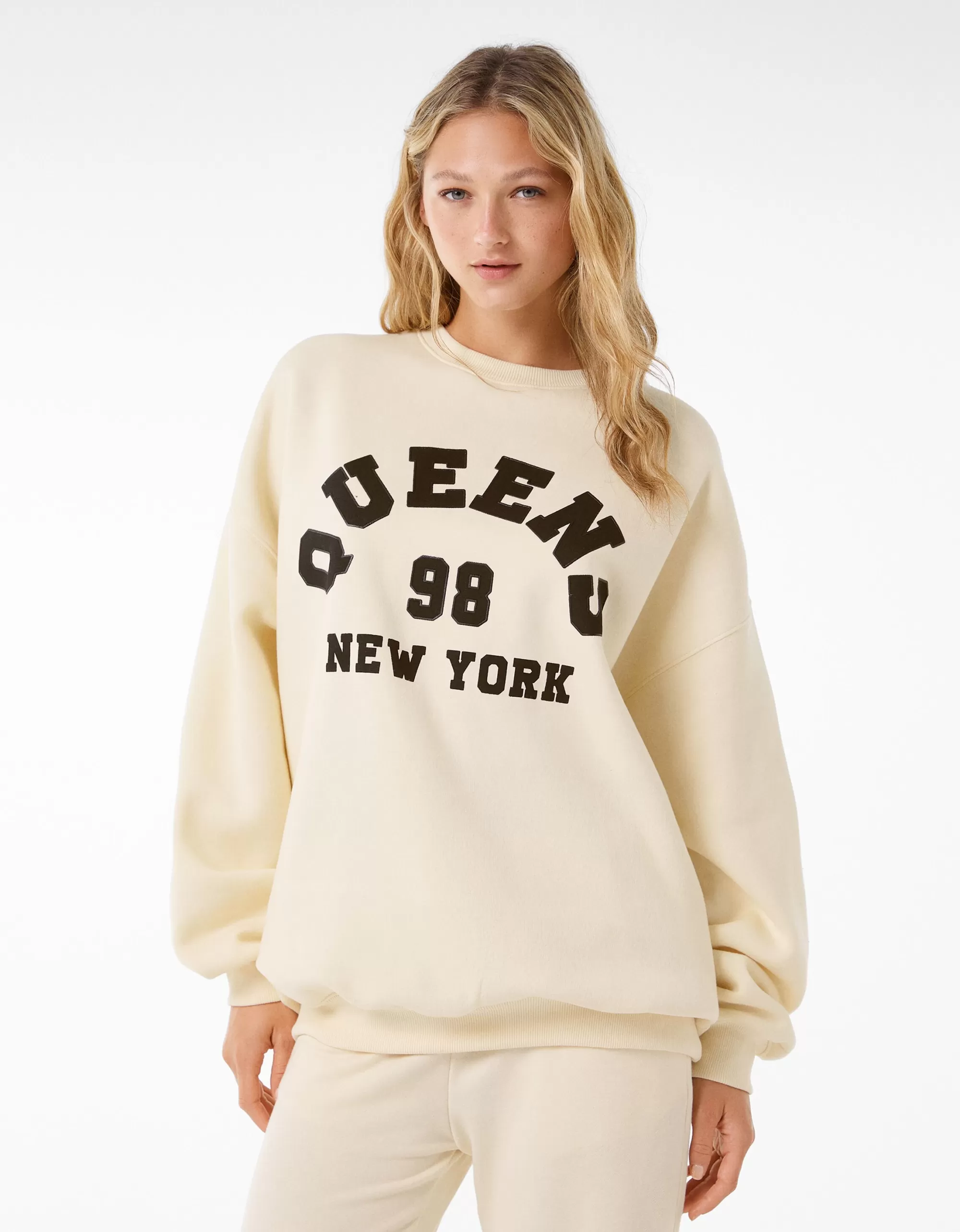 MUJER BERSHKA Sudadera oversize print