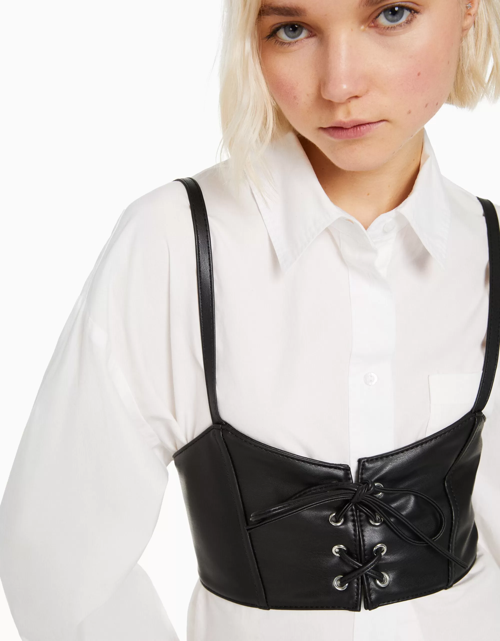 MUJER BERSHKA Top corsé lace up