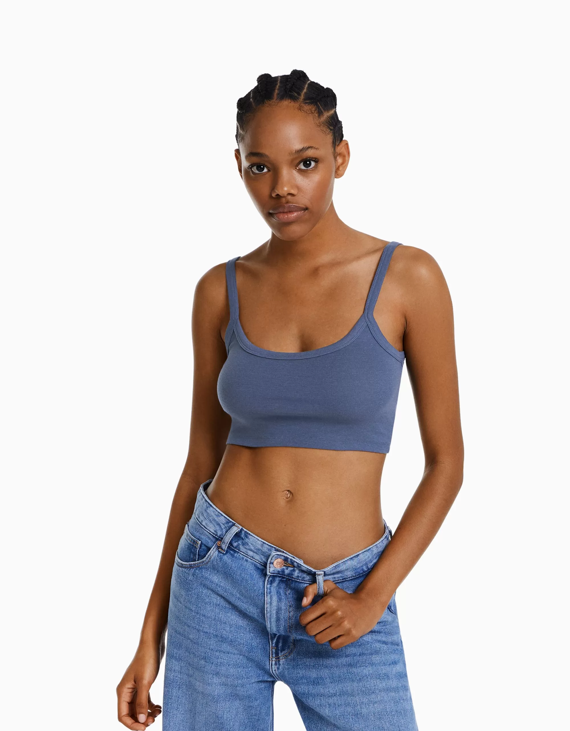 MUJER BERSHKA Top tirante ancho cropped