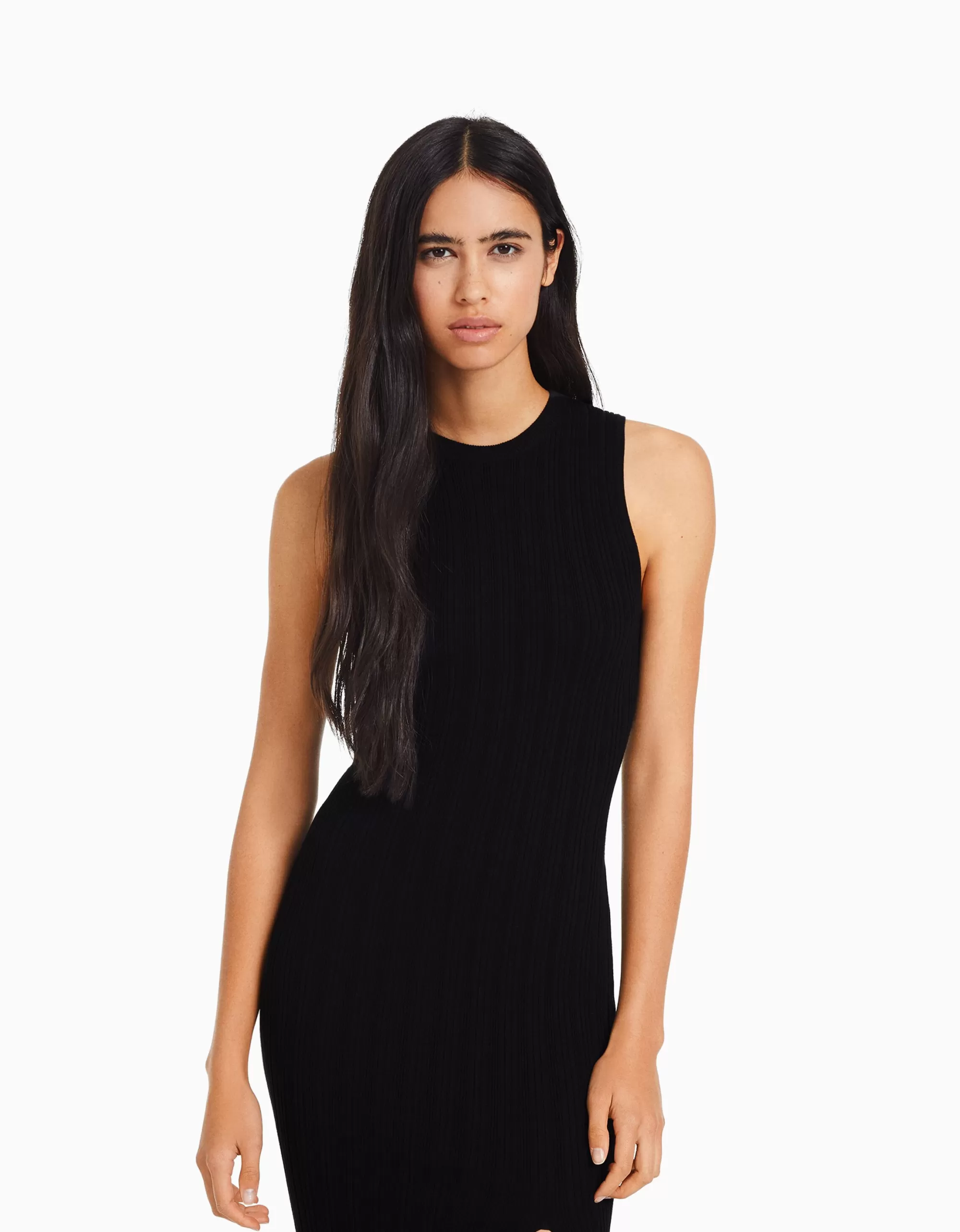 MUJER BERSHKA Vestido midi sin mangas punto