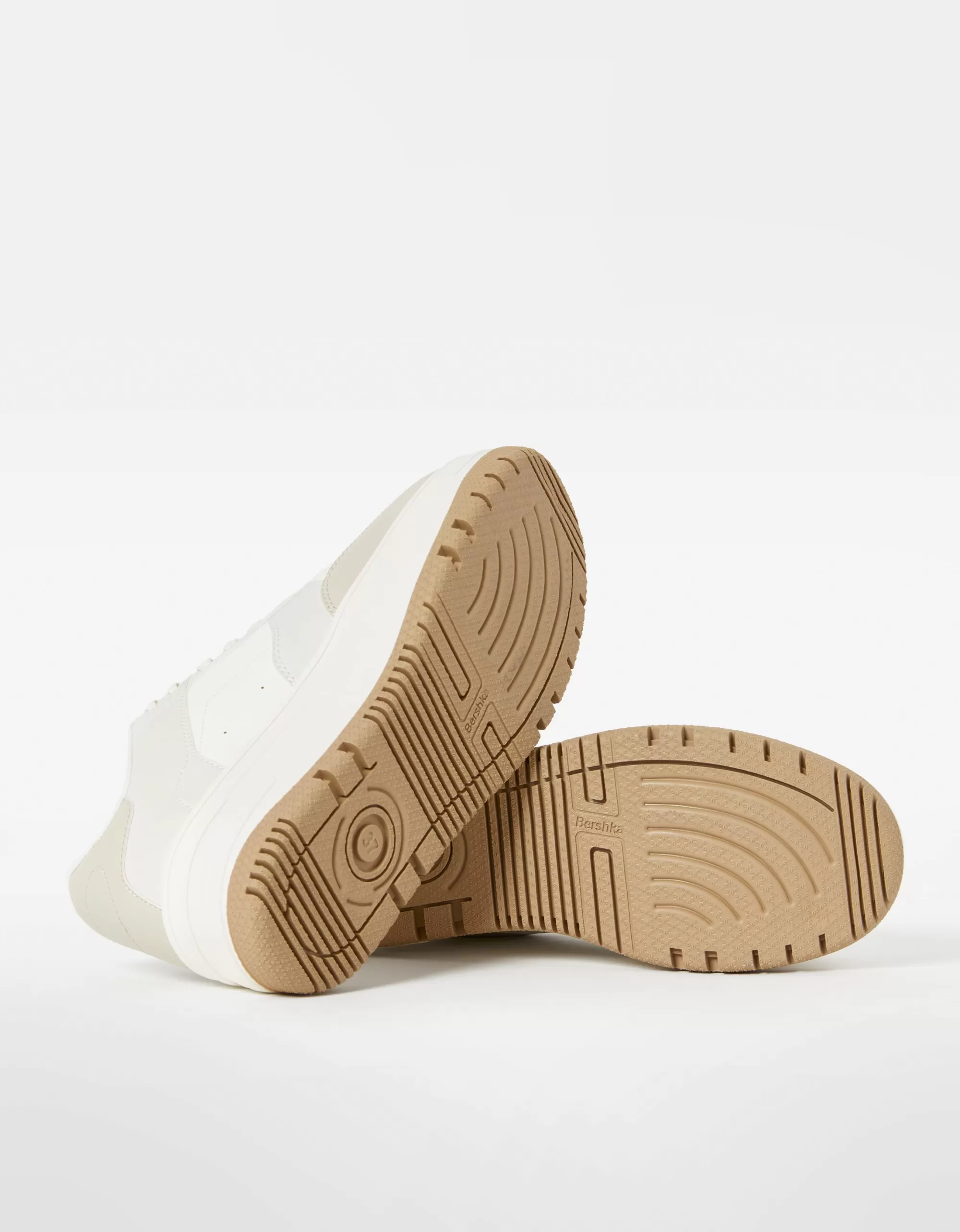 MUJER BERSHKA Zapatillas plataforma combinadas