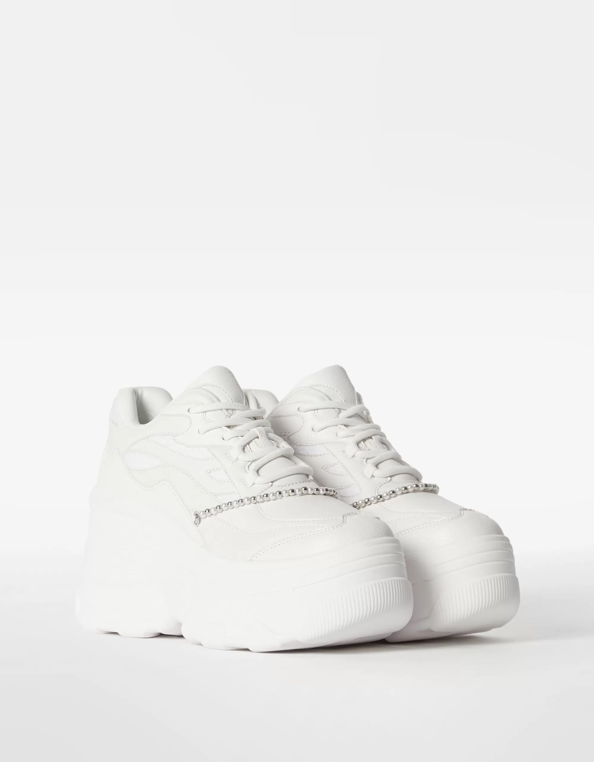 MUJER BERSHKA Zapatillas plataforma XL pulsera