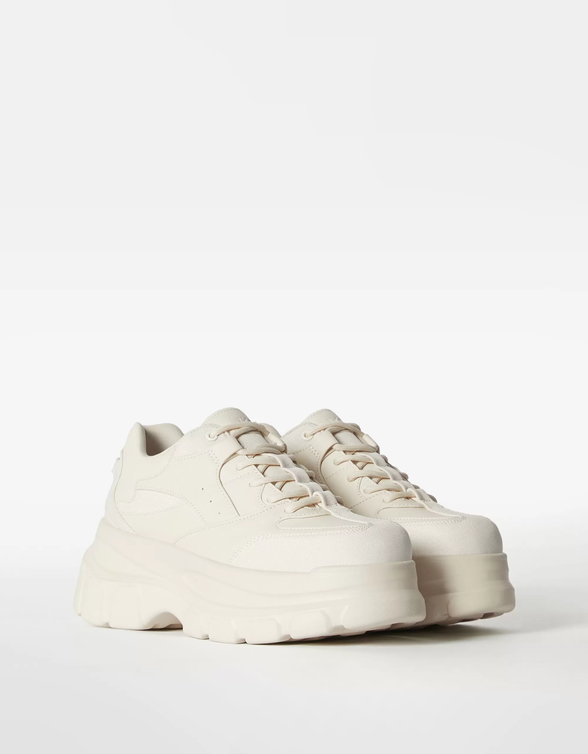 MUJER BERSHKA Zapatillas suela XL