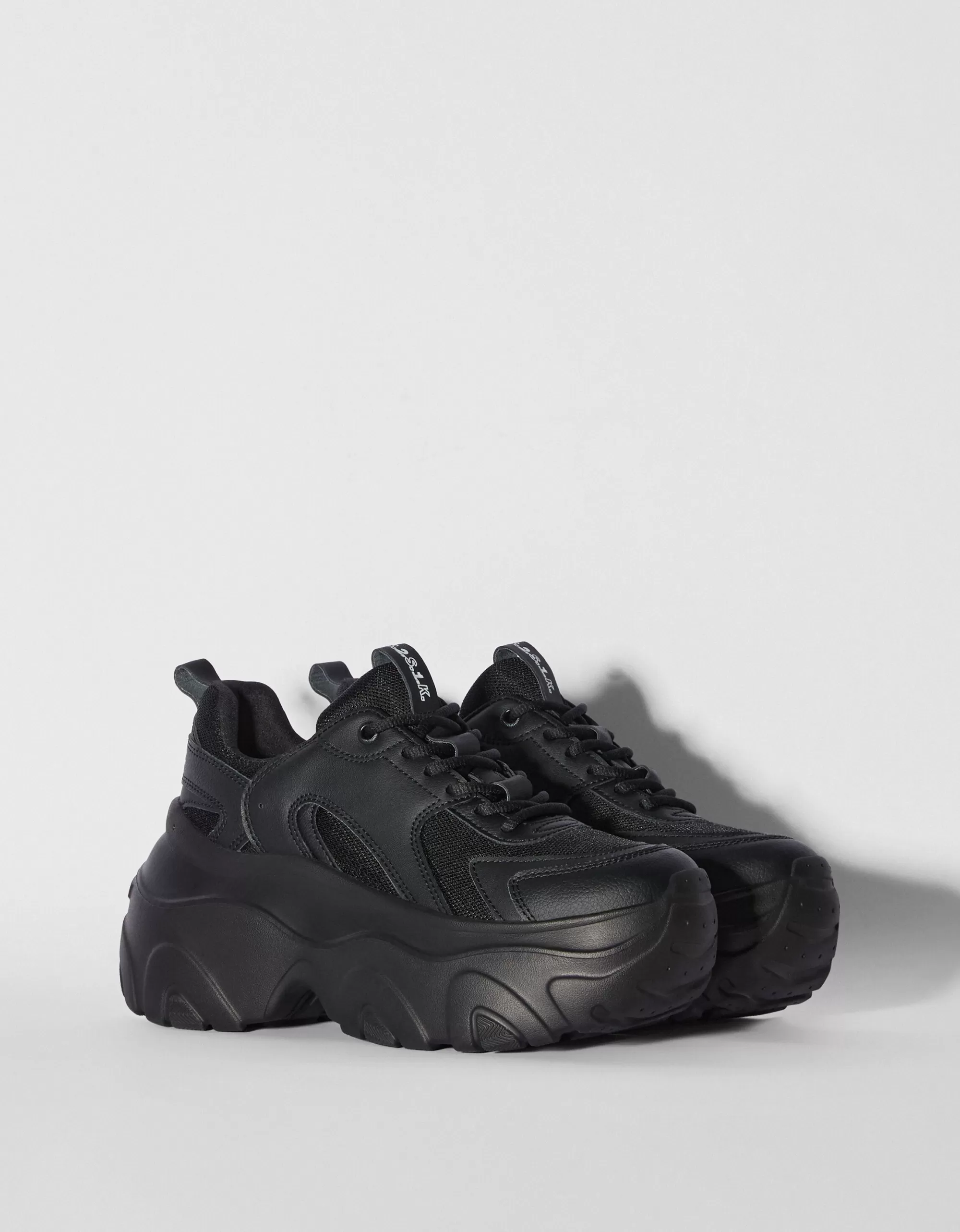 MUJER BERSHKA Zapatillas suela XL combinadas rejilla
