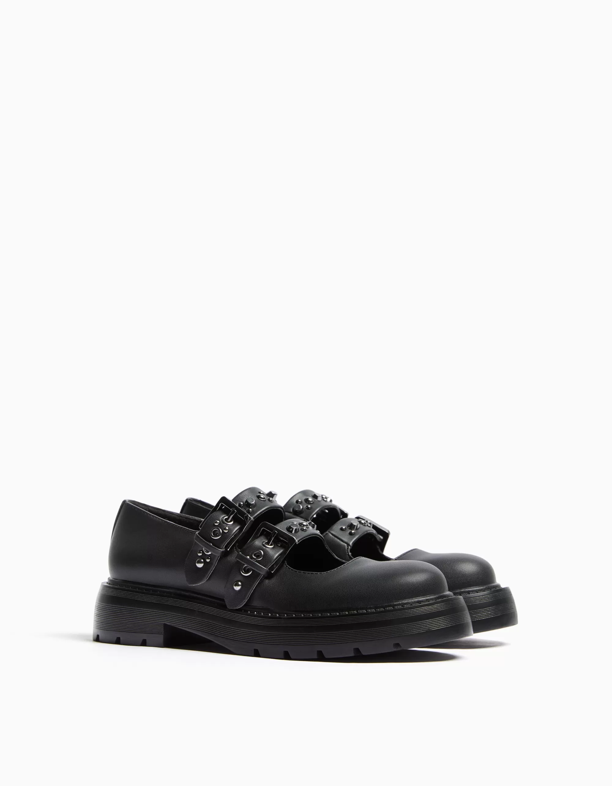MUJER BERSHKA Zapato plano tipo Mary Jane