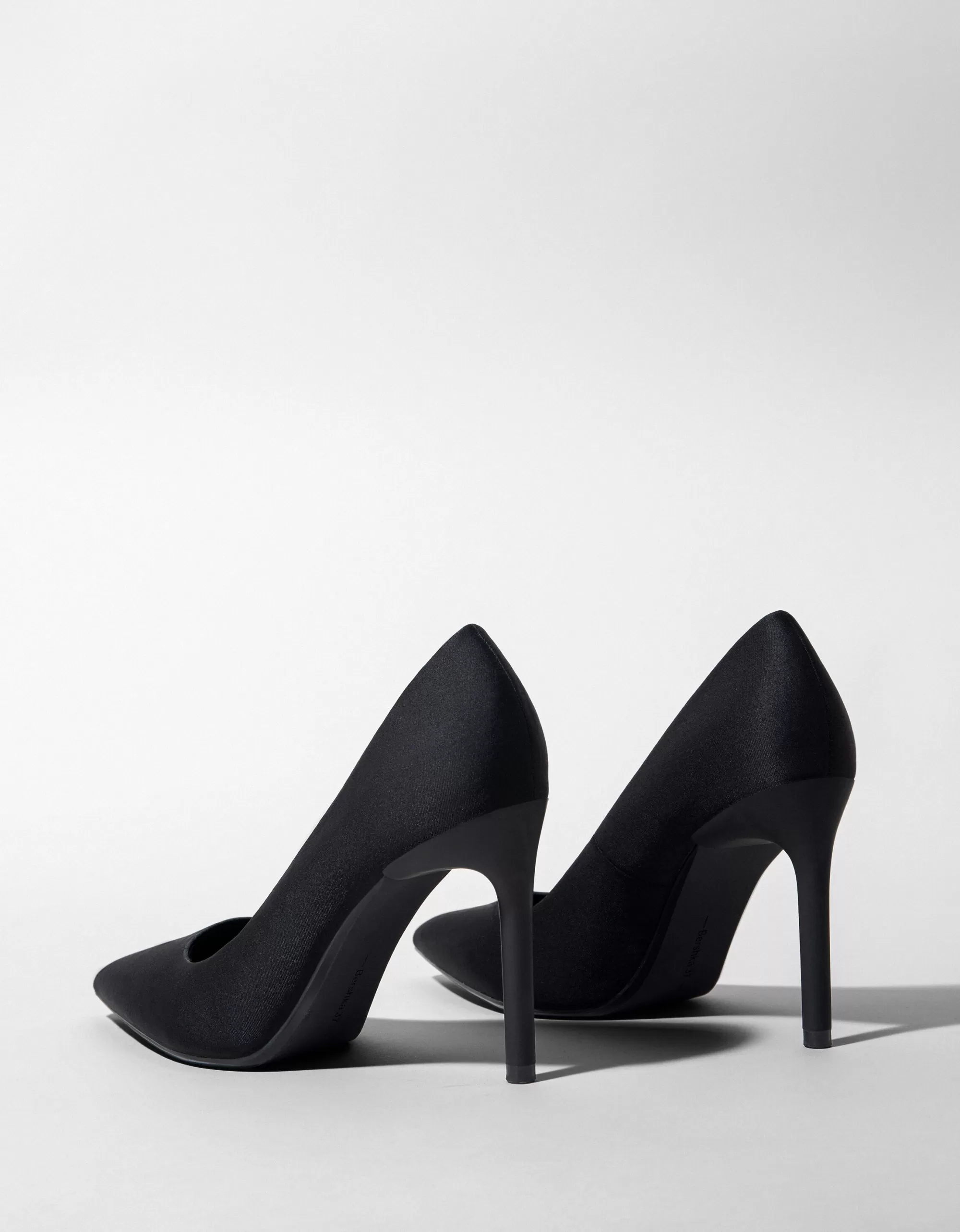 MUJER BERSHKA Zapato tacón alto