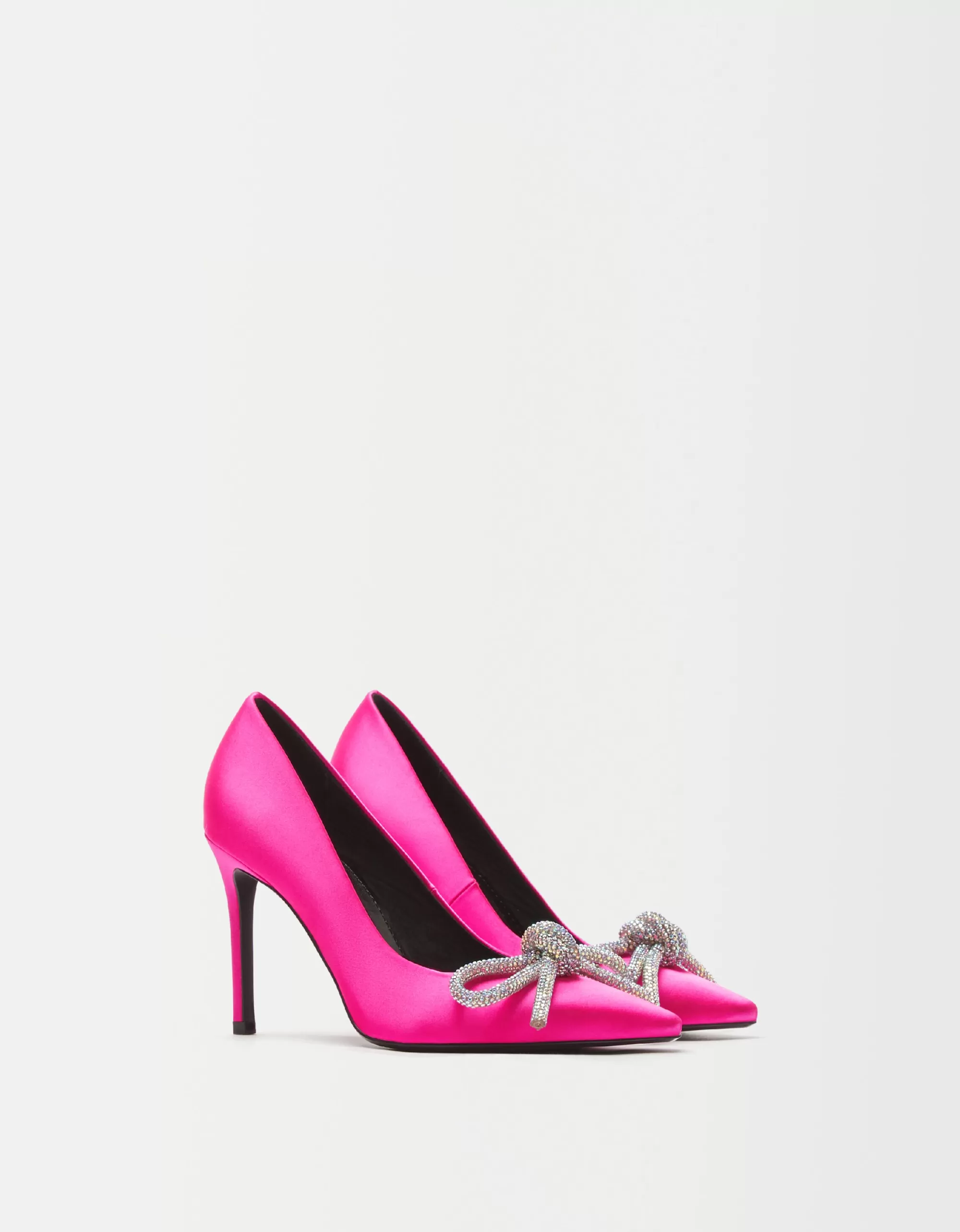 MUJER BERSHKA Zapato tacón lazo brillos